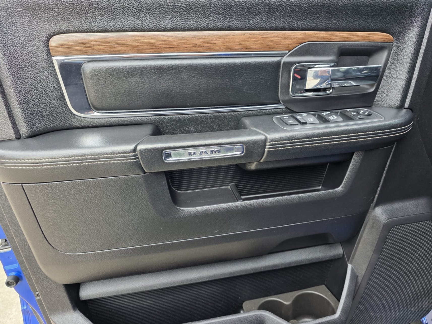 /akmautomotiveltd/2016-Ram-1500-13932659836442074.jpg
