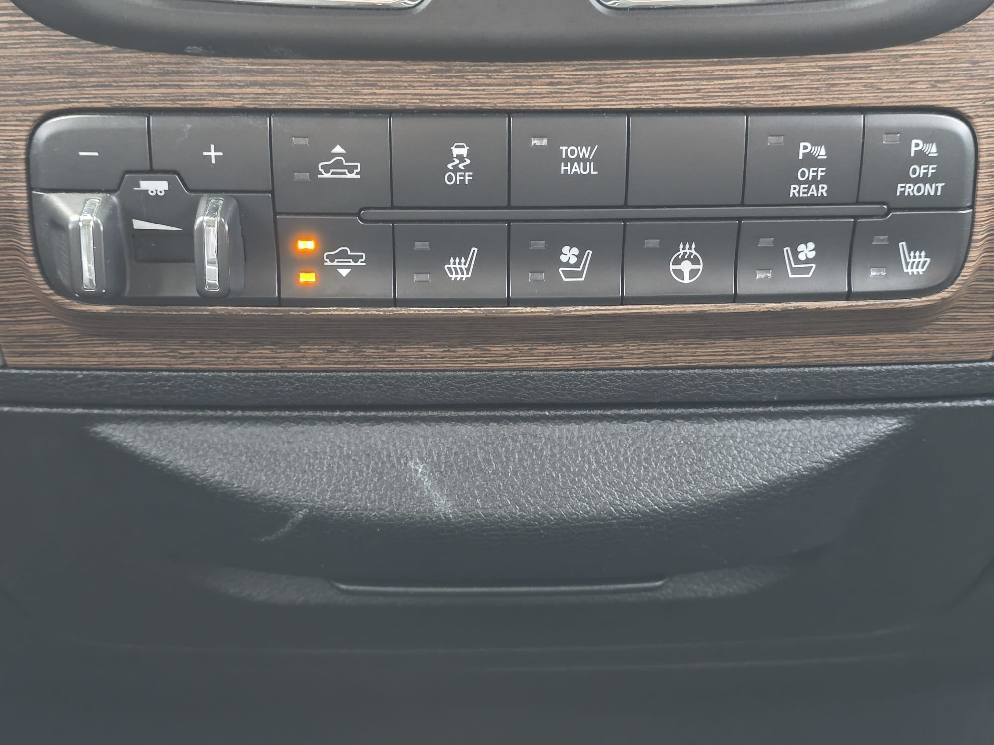 /akmautomotiveltd/2016-Ram-1500-3824595003316704.jpg