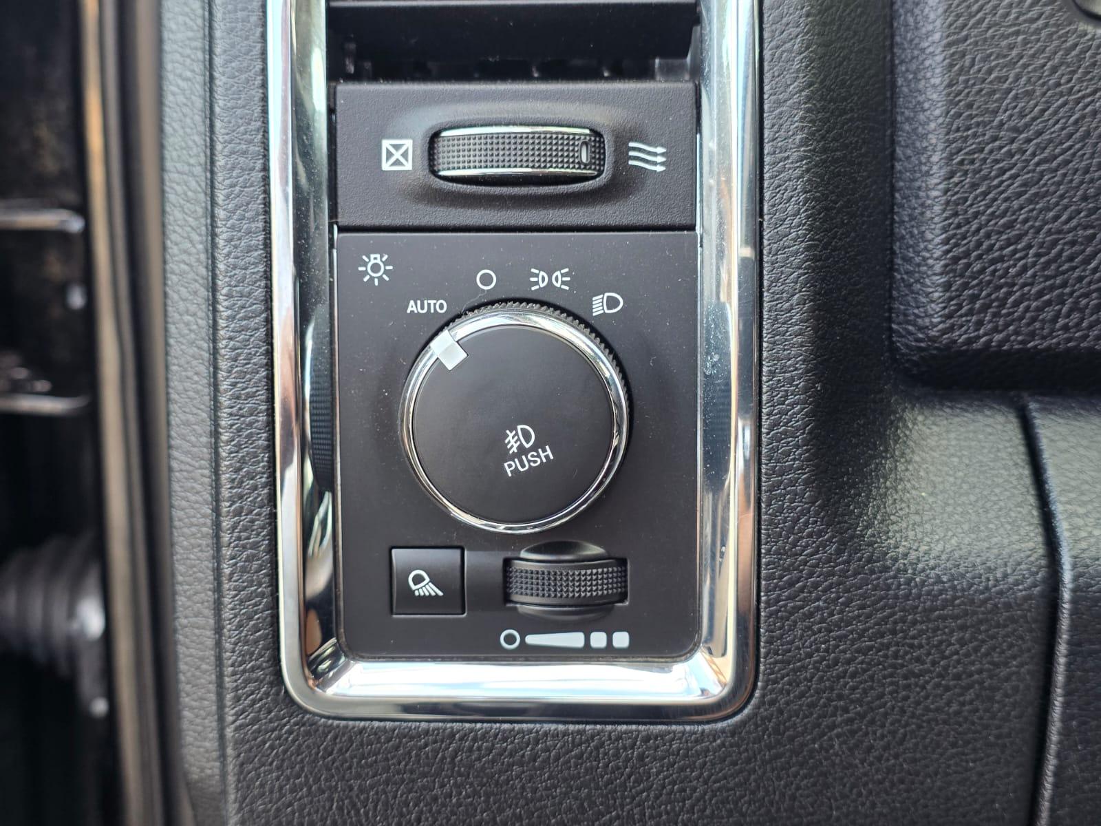/akmautomotiveltd/2016-Ram-1500-913671502398351.jpg