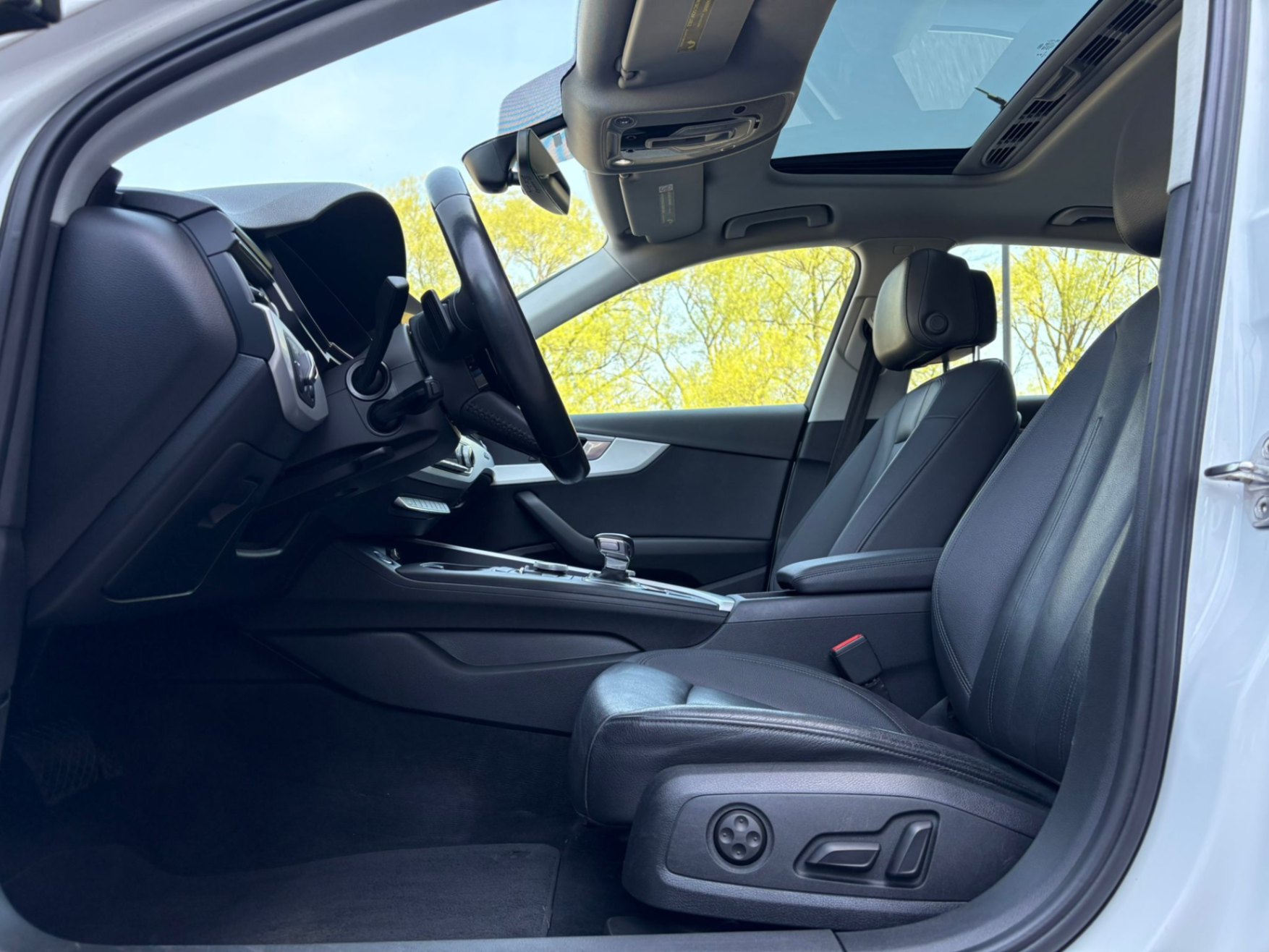 /akmautomotiveltd/2017-Audi-A4-06951543124989601.jpg