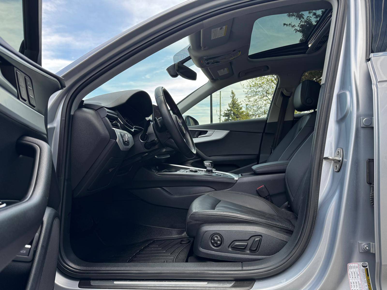 /akmautomotiveltd/2017-Audi-A4-08168581619024073.jpg
