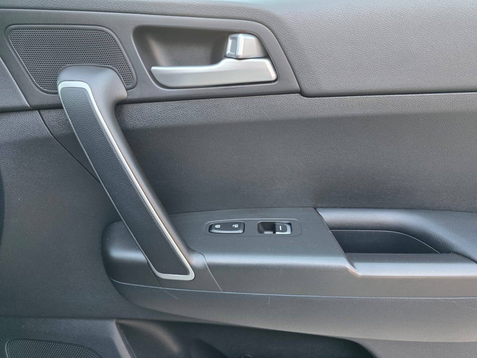 /akmautomotiveltd/2017-Kia-Sportage-9516652273769337.jpg
