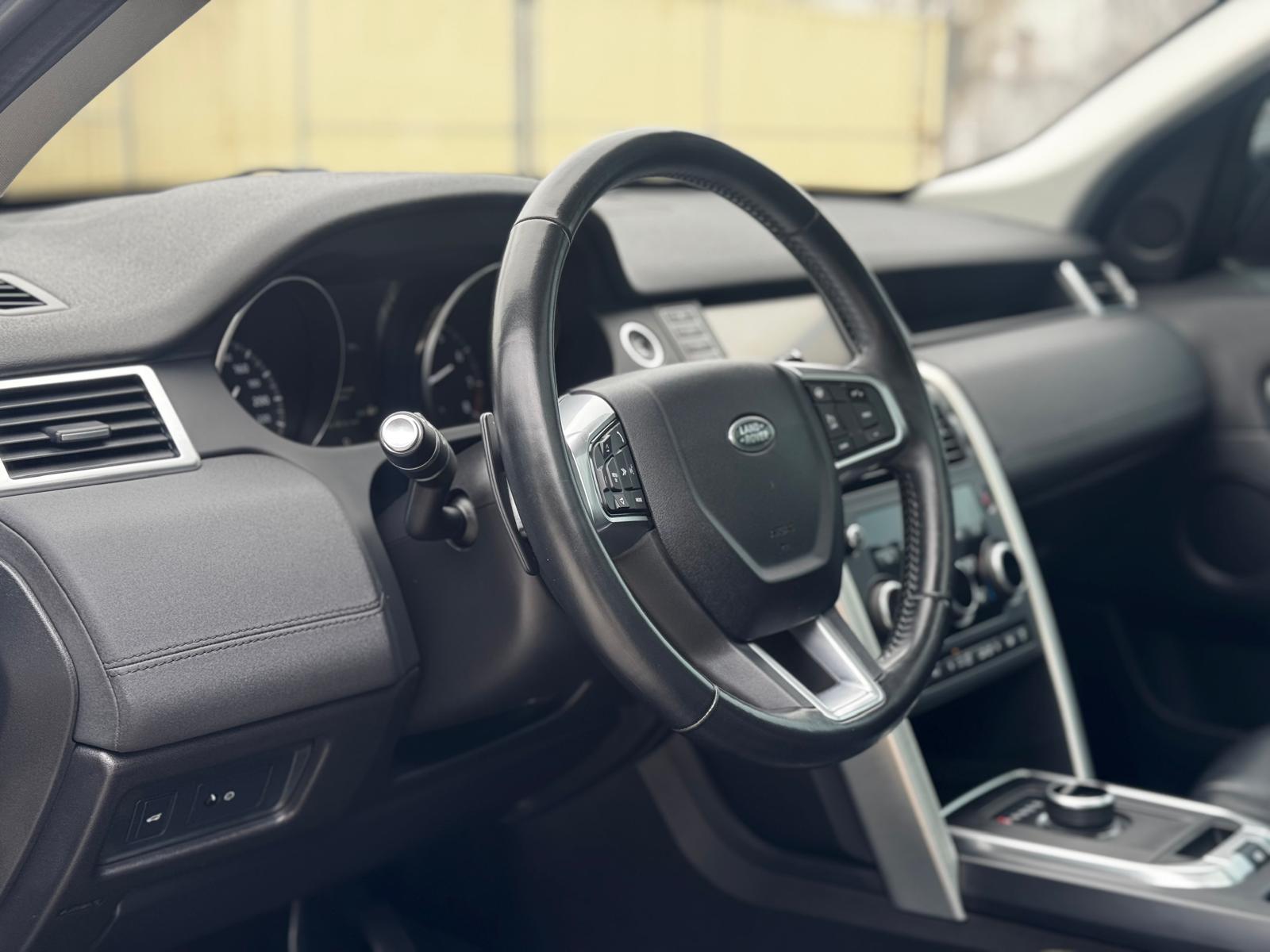 /akmautomotiveltd/2017-LandRover-DiscoverySport-1182266496971014.jpg