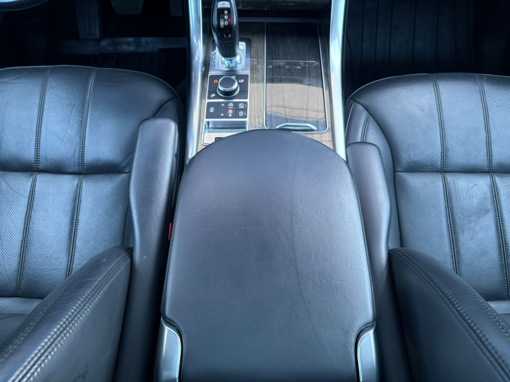 /akmautomotiveltd/2017-LandRover-RangeRover-06850863959725695.jpg