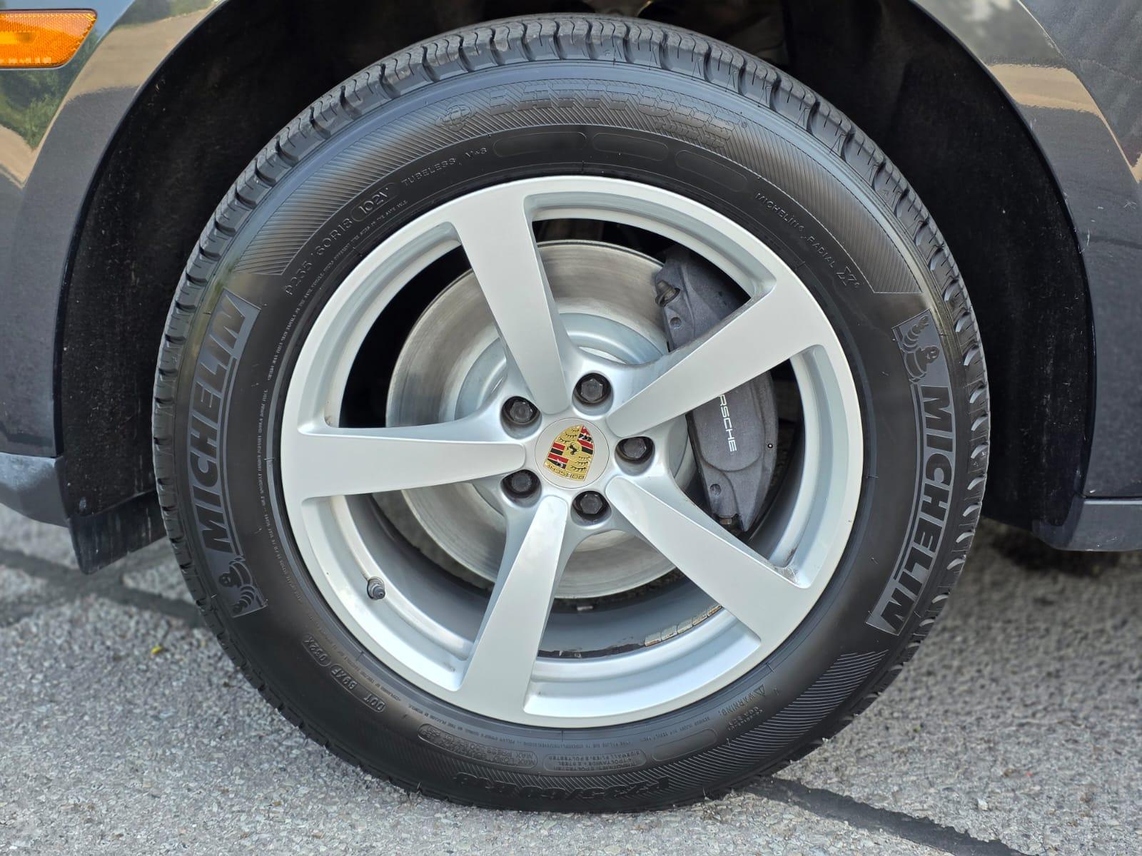 /akmautomotiveltd/2017-Porsche-Macan-02520029201494256.jpg