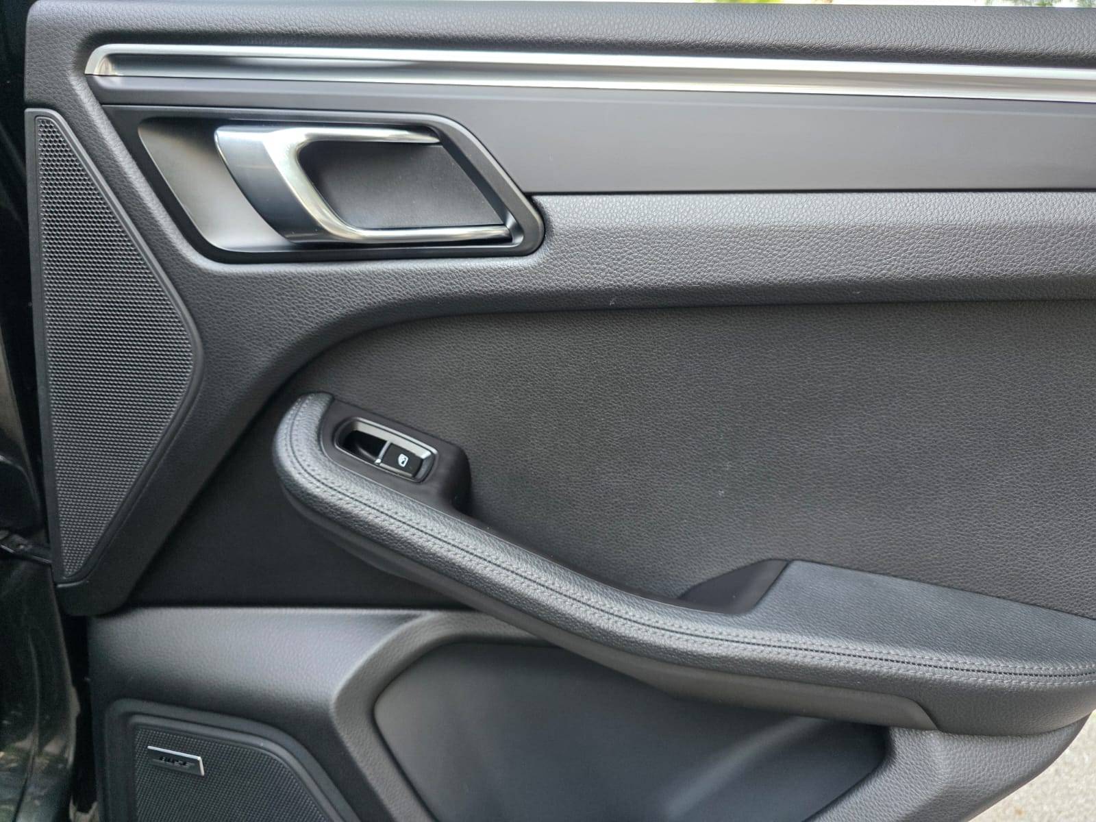 /akmautomotiveltd/2017-Porsche-Macan-0332549935706723.jpg