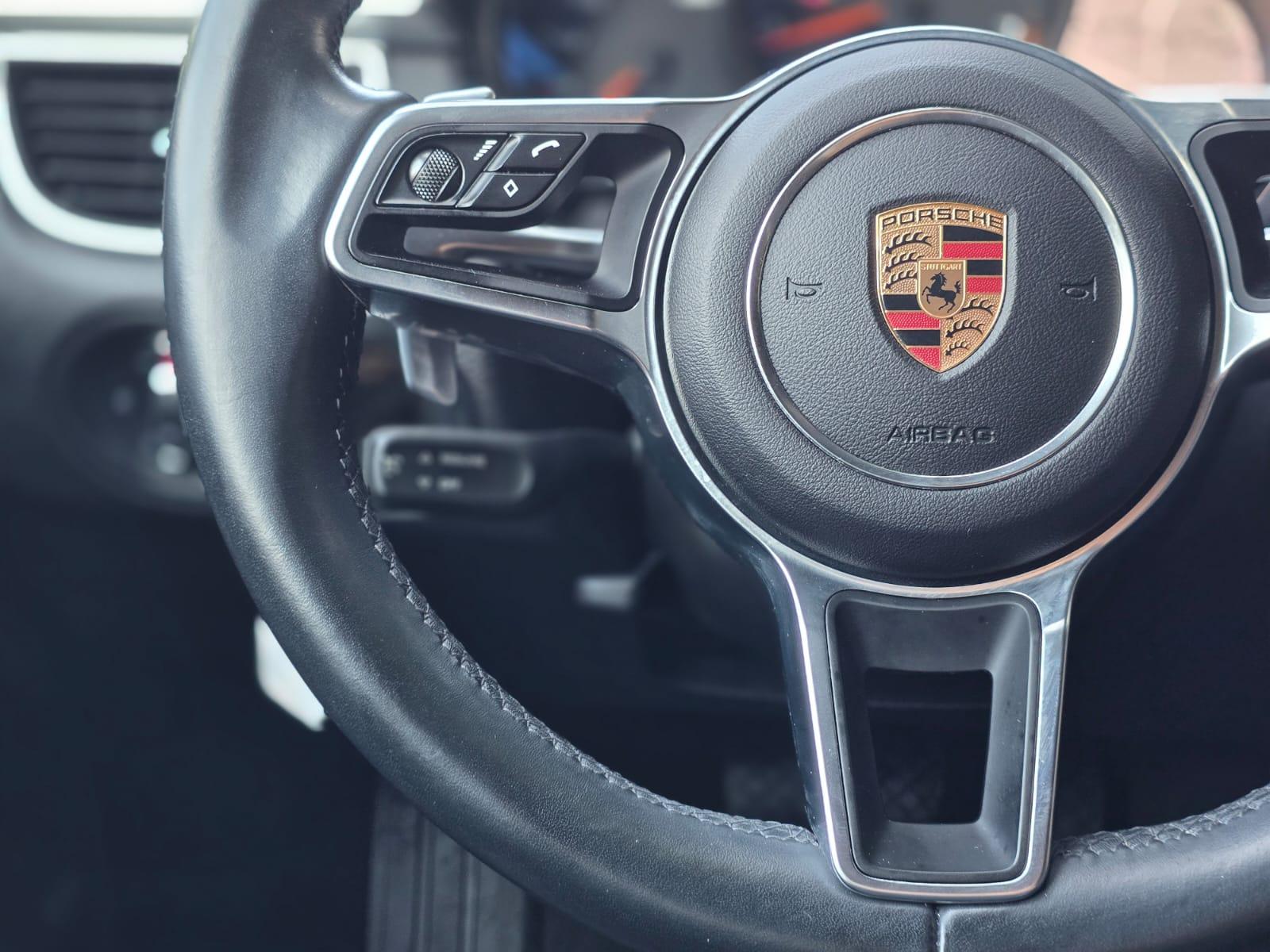/akmautomotiveltd/2017-Porsche-Macan-6910279881600836.jpg