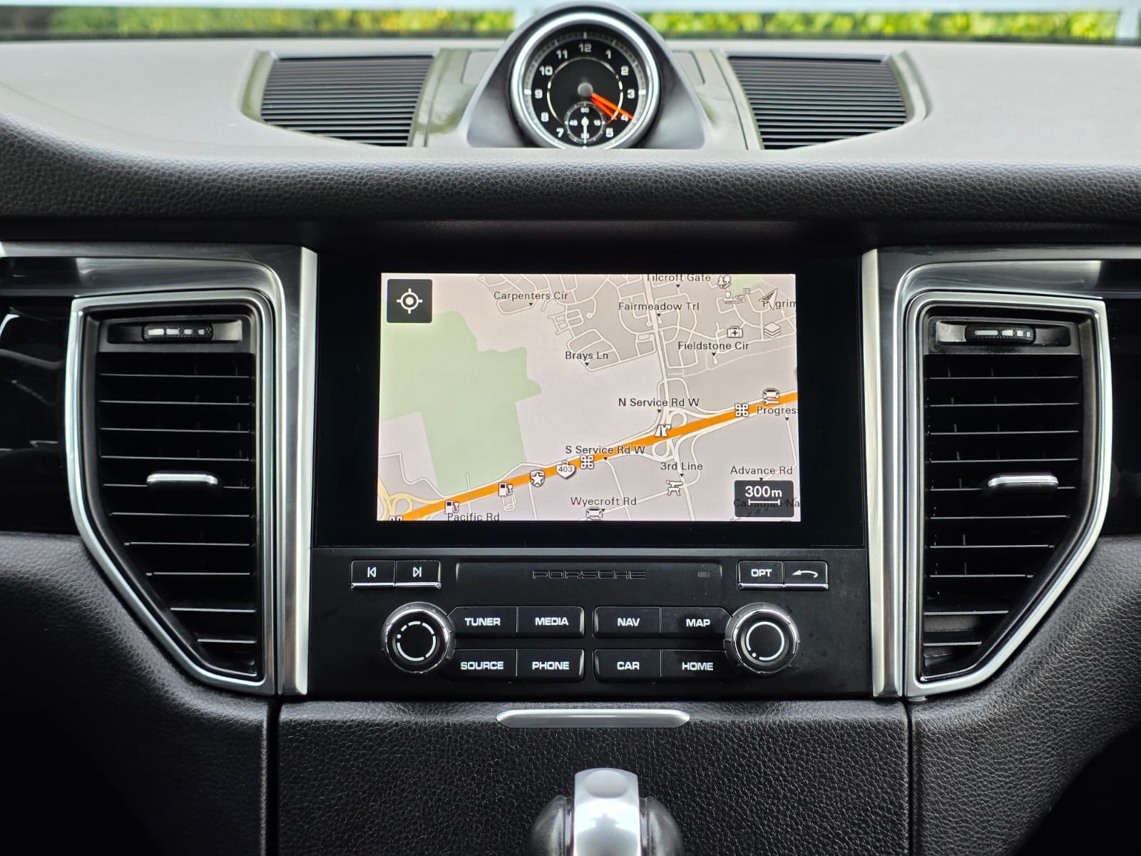 /akmautomotiveltd/2017-Porsche-Macan-8012889467084114.jpg