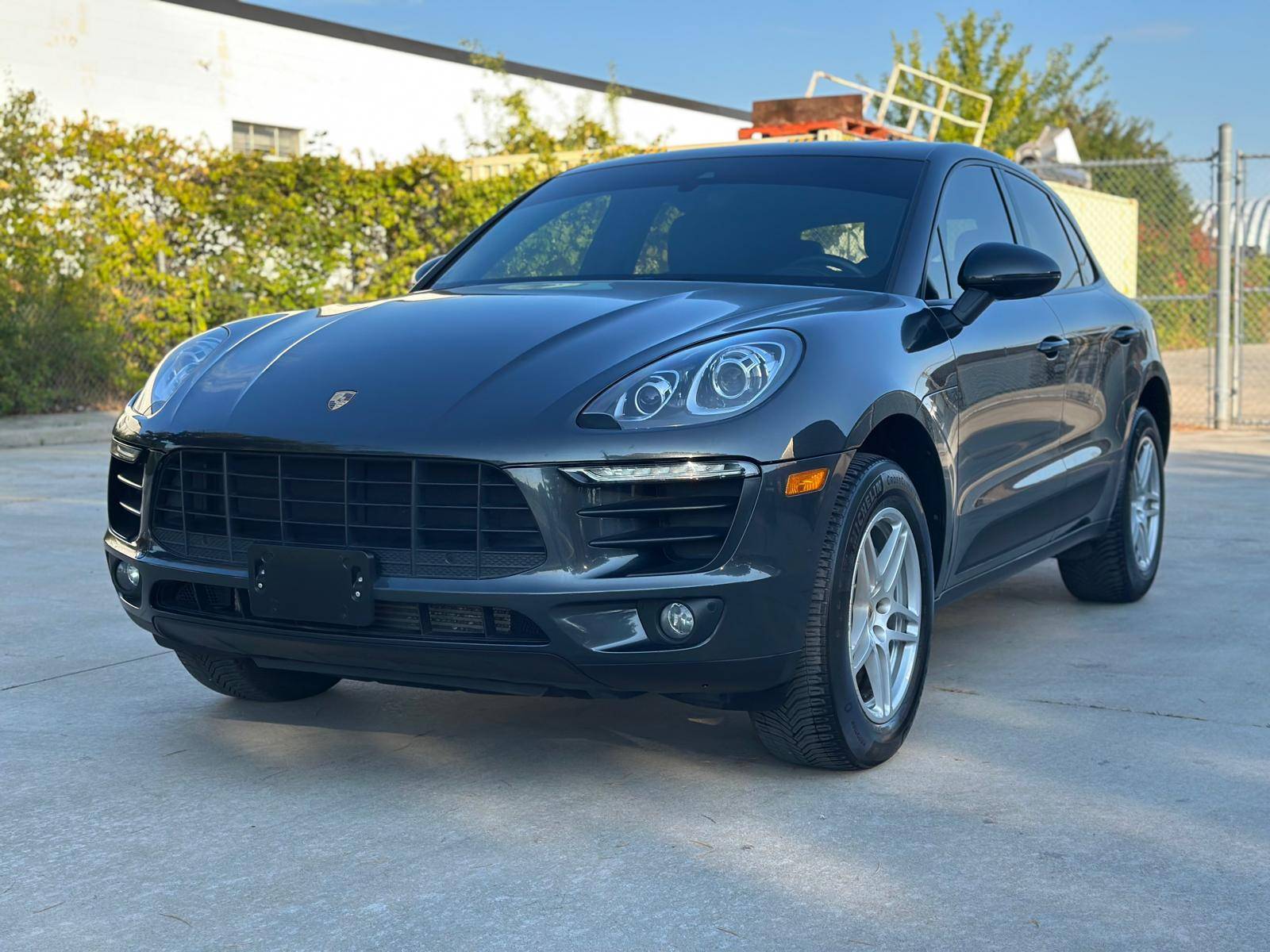/akmautomotiveltd/2017-Porsche-Macan-8656857973842365.jpg