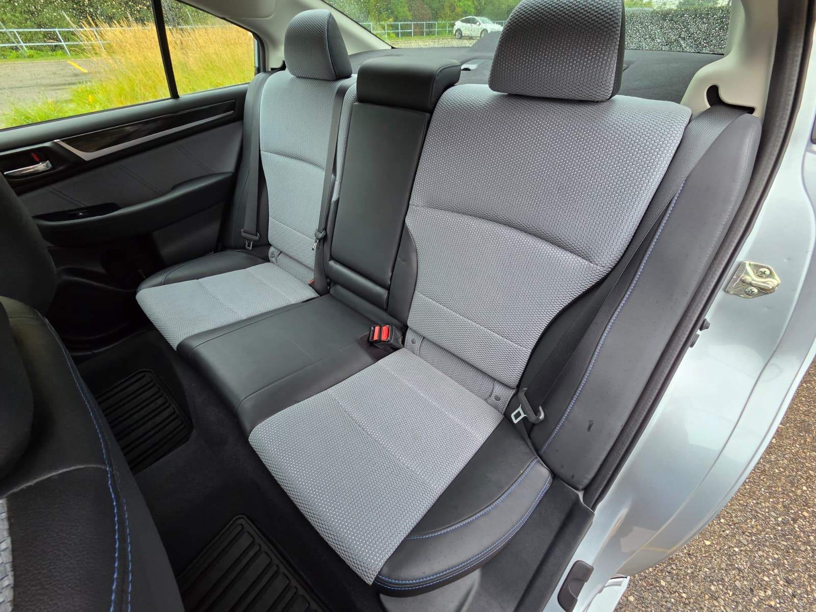 /akmautomotiveltd/2017-Subaru-Legacy-7307652685595469.jpg