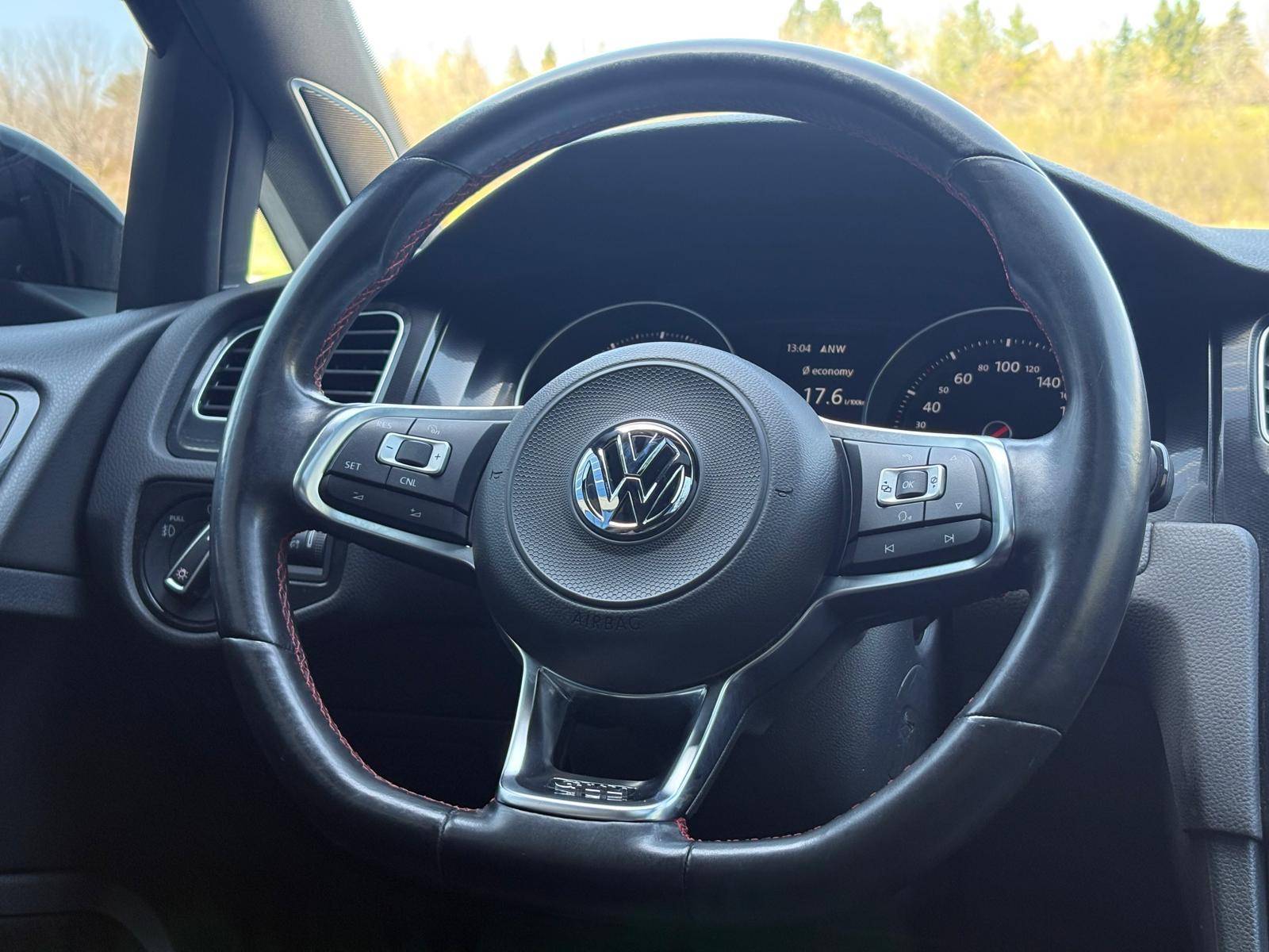 /akmautomotiveltd/2017-Volkswagen-GolfGTI-33206603177478367.jpg