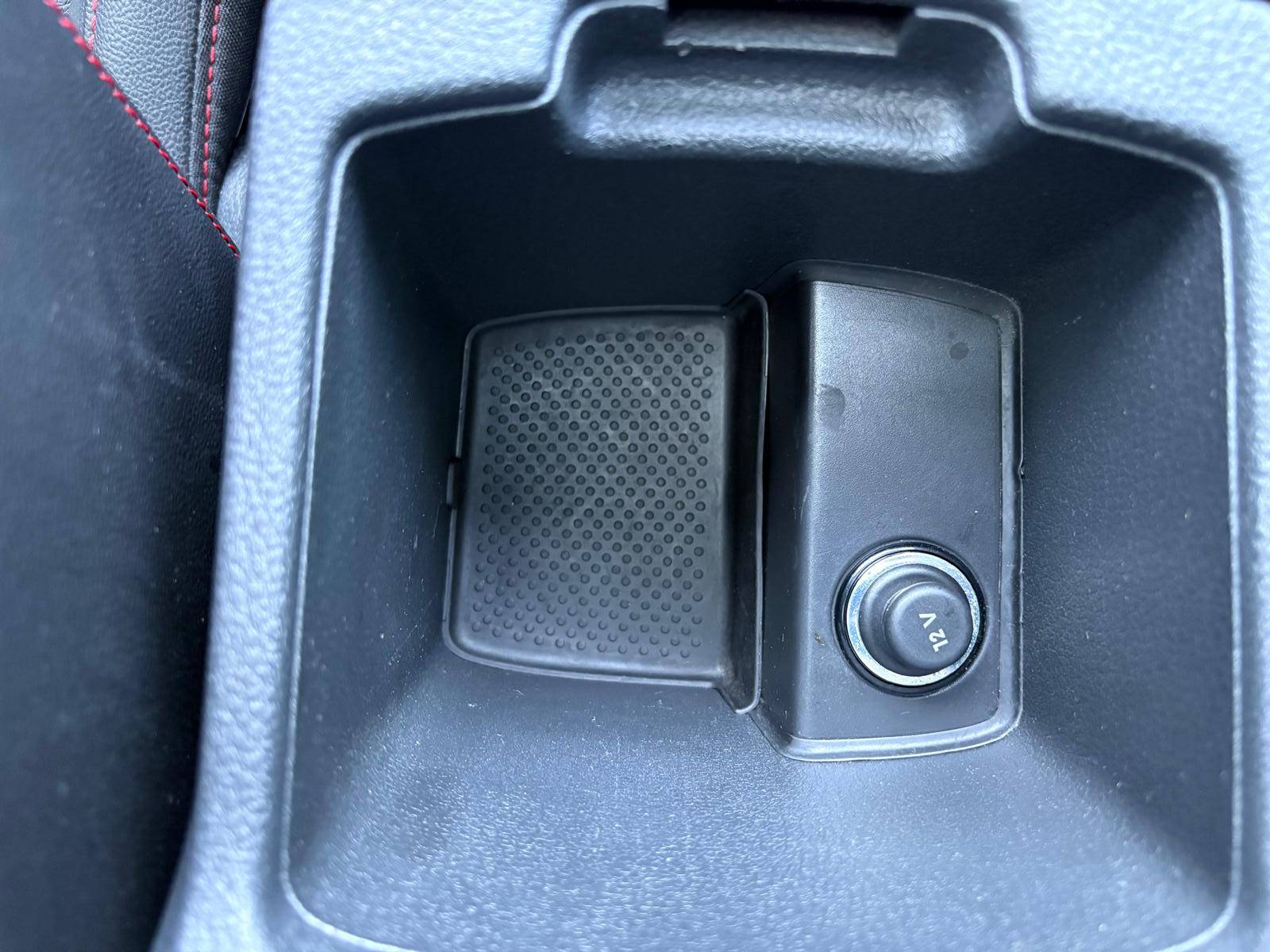 /akmautomotiveltd/2017-Volkswagen-GolfGTI-9699343499508717.jpg