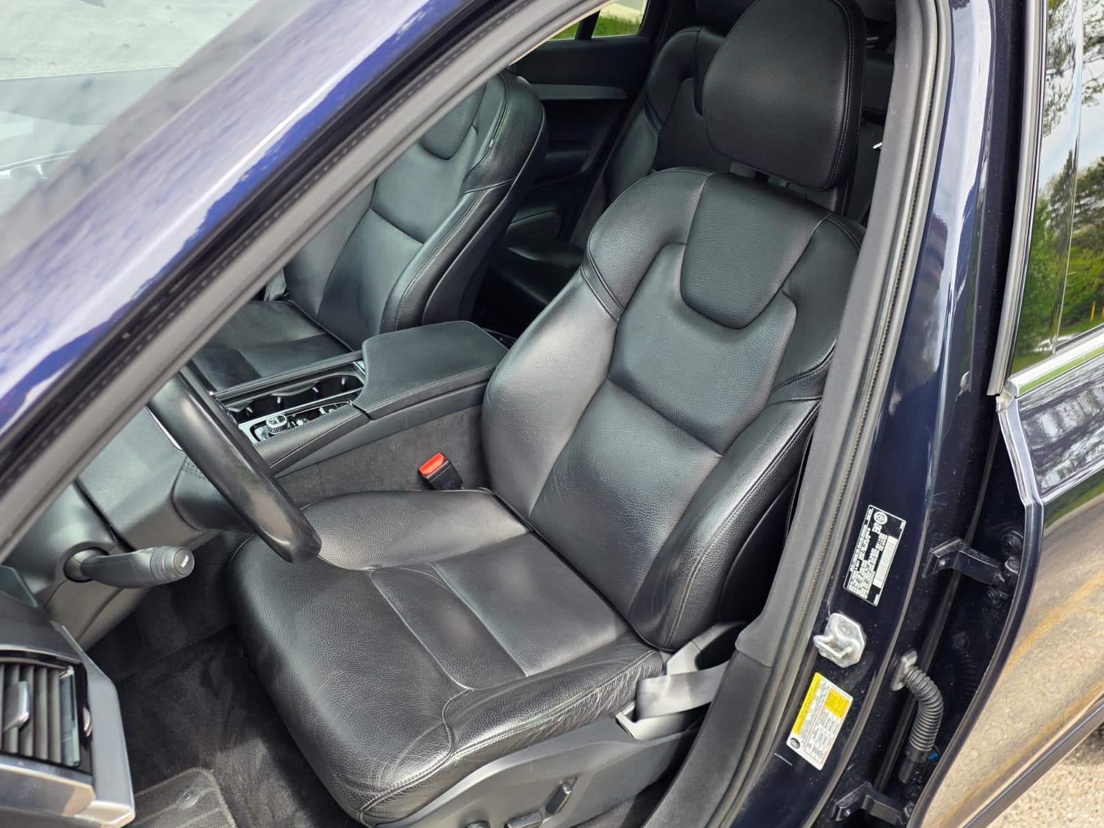/akmautomotiveltd/2017-Volvo-XC90-13186959553589483.jpg
