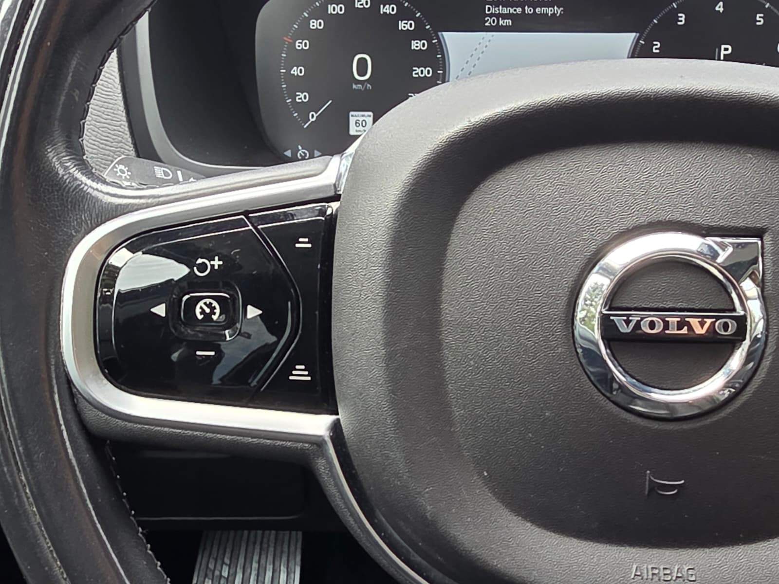 /akmautomotiveltd/2017-Volvo-XC90-30164580884119085.jpg