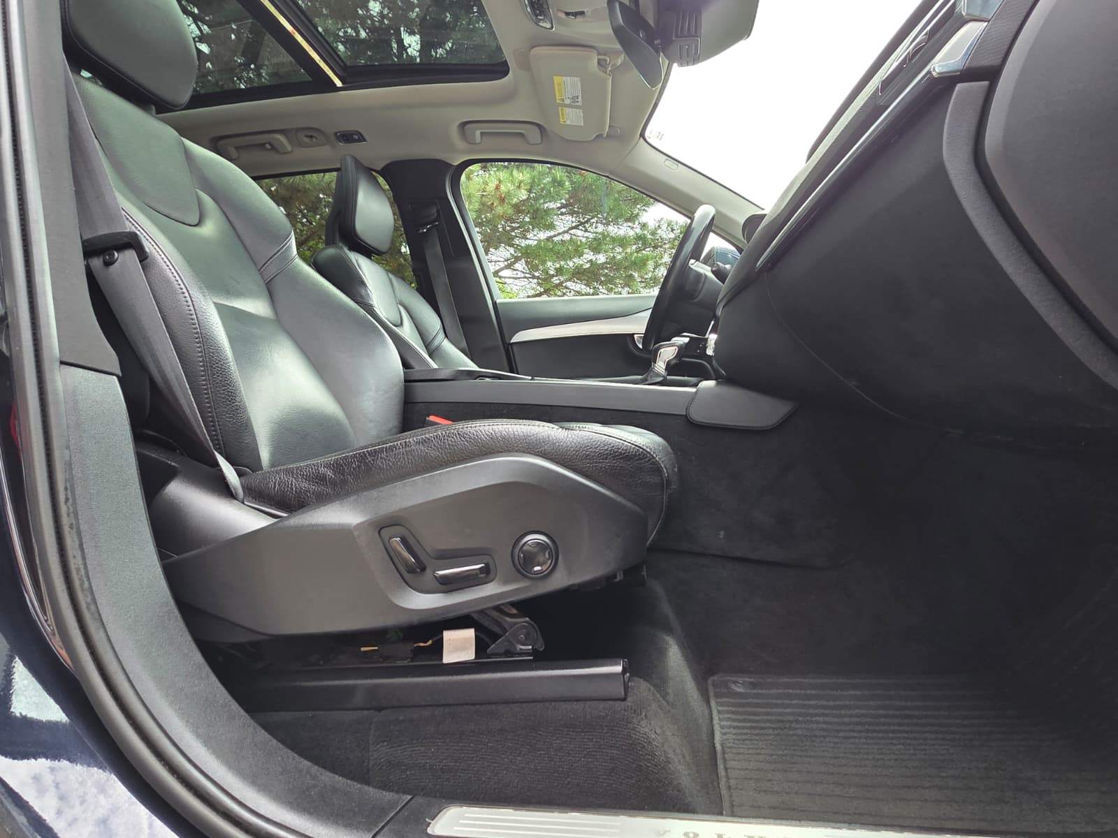 /akmautomotiveltd/2017-Volvo-XC90-7052470305525145.jpg