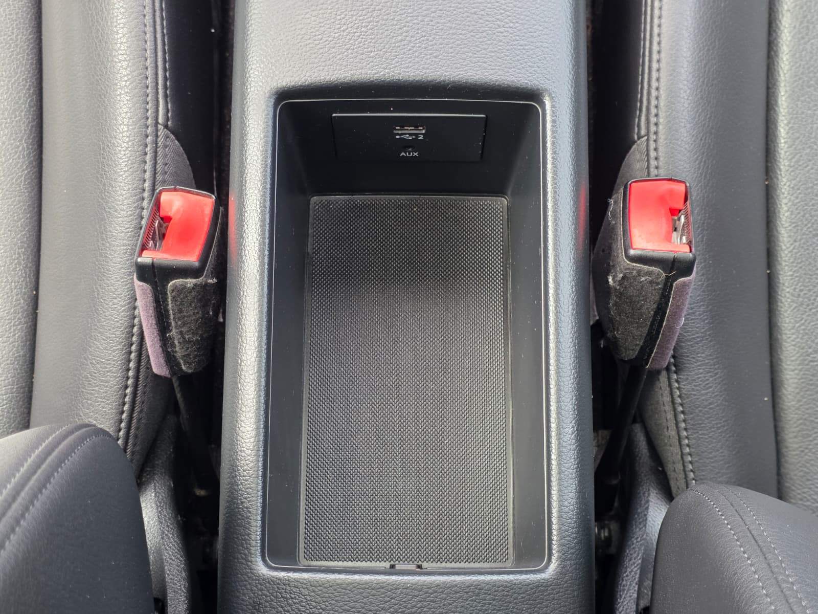 /akmautomotiveltd/2018-Audi-A3Sportback-12315551792405022.jpg