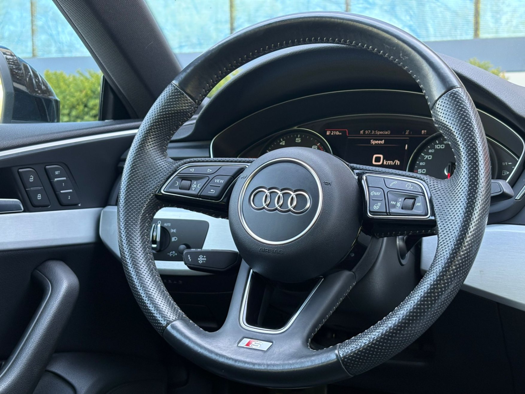 /akmautomotiveltd/2018-Audi-A5Sportback-0714580785907506.jpg