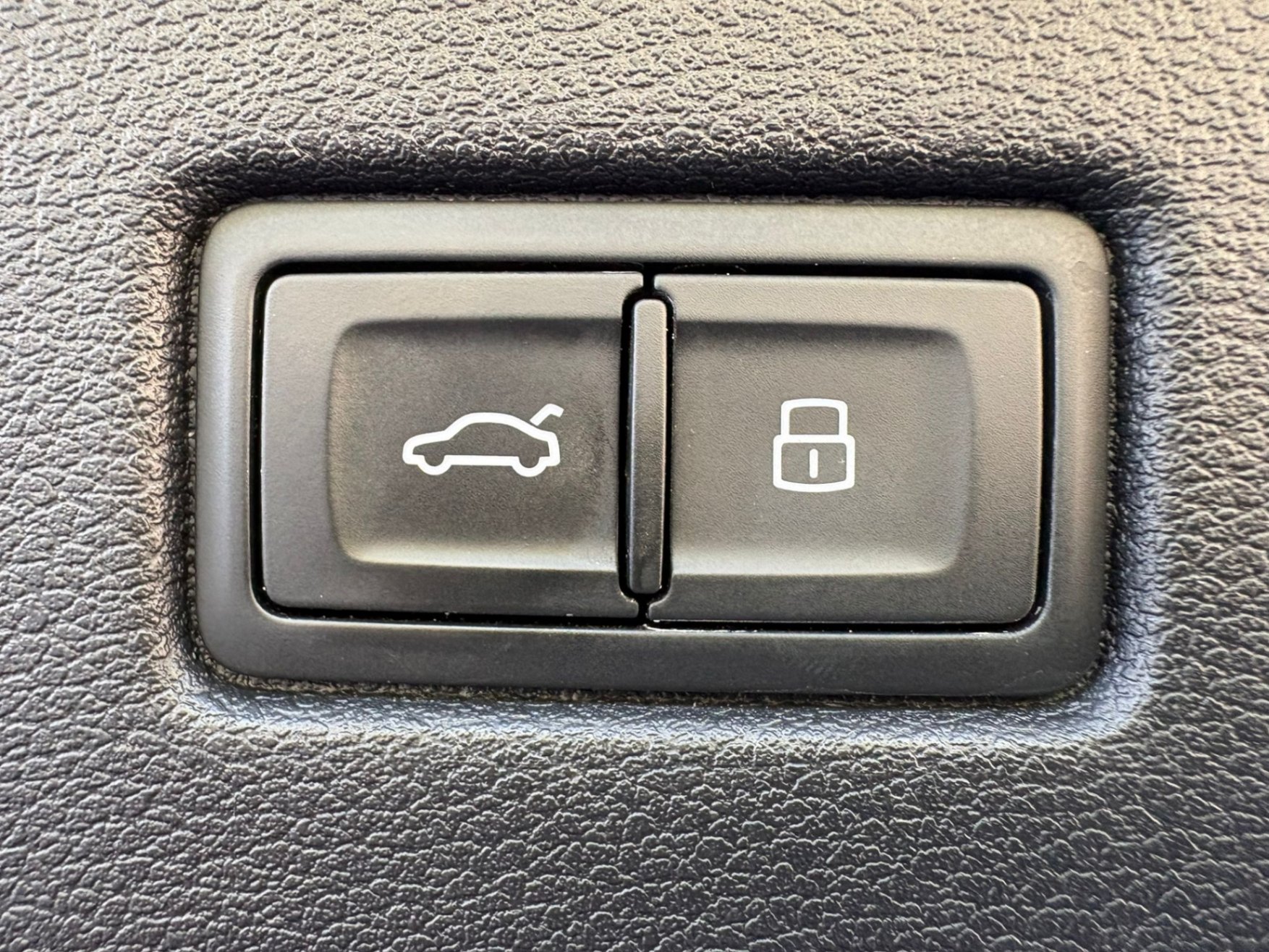 /akmautomotiveltd/2018-Audi-A5Sportback-29449137693328886.jpg