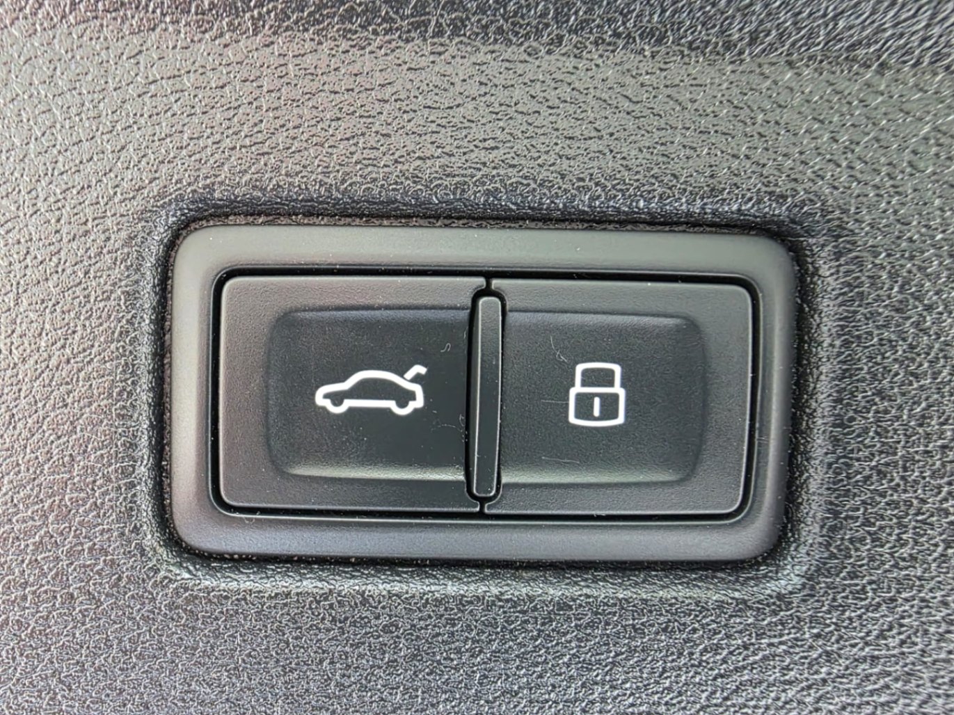 /akmautomotiveltd/2018-Audi-A5Sportback-6561956744353683.jpg