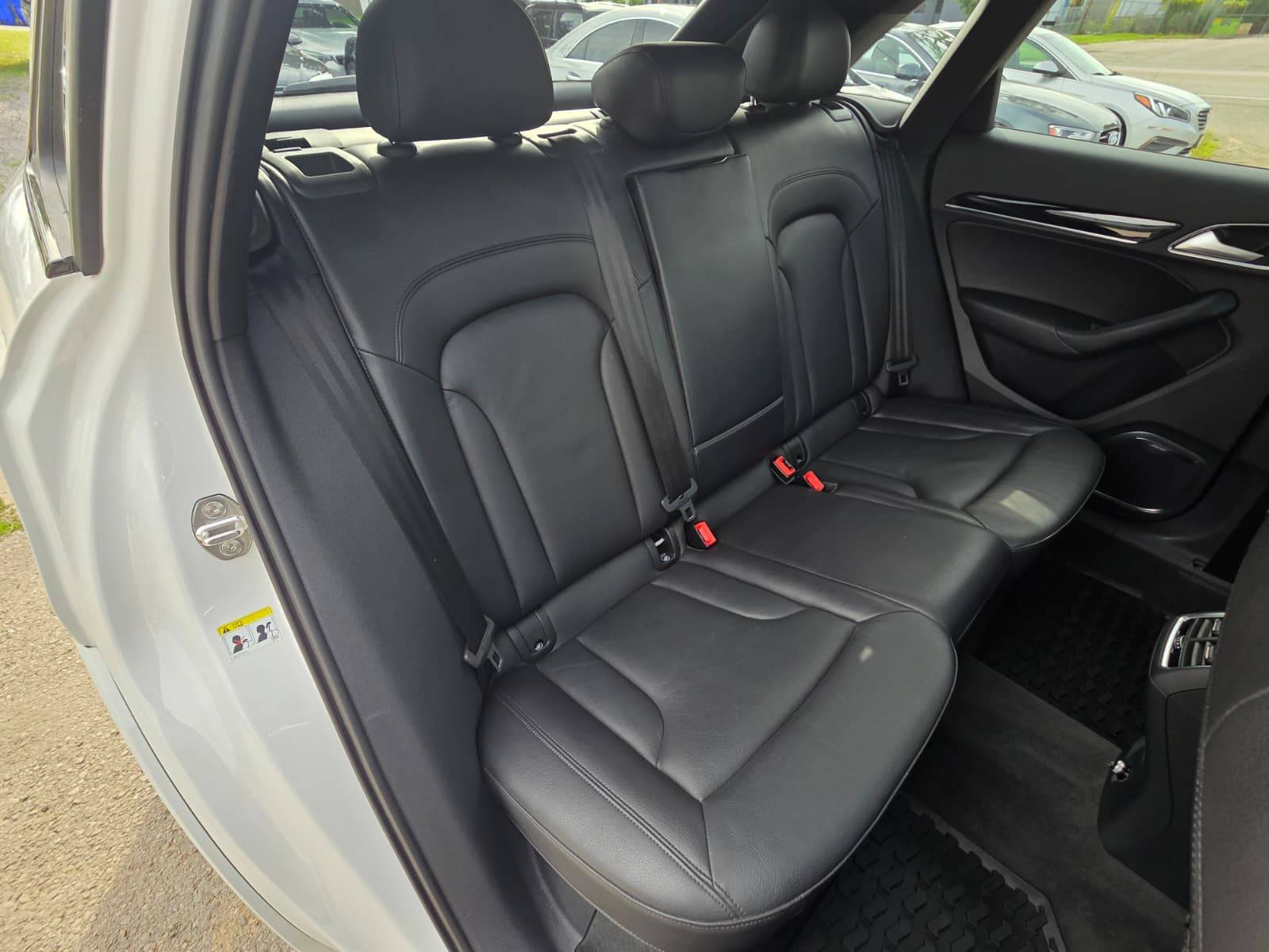 /akmautomotiveltd/2018-Audi-Q3-2386524255816147.jpg