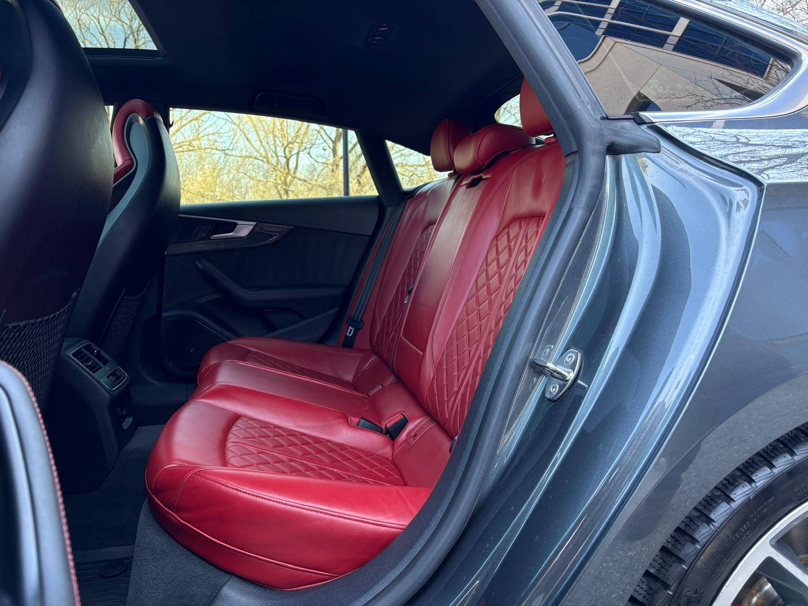 /akmautomotiveltd/2018-Audi-S5Sportback-46986038617317516.jpg