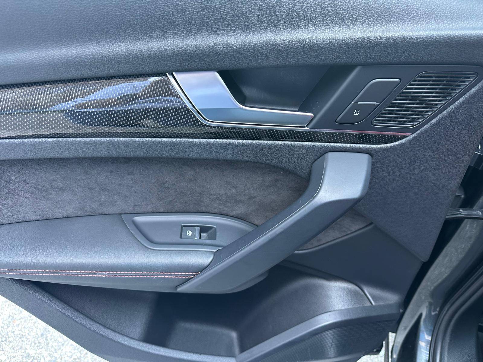 /akmautomotiveltd/2018-Audi-SQ5-14259405899986932.jpg