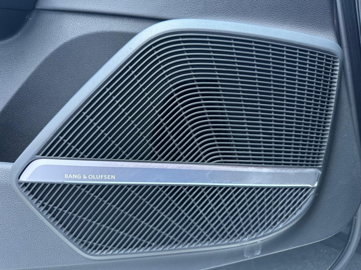 /akmautomotiveltd/2018-Audi-SQ5-22928833019941486.jpg