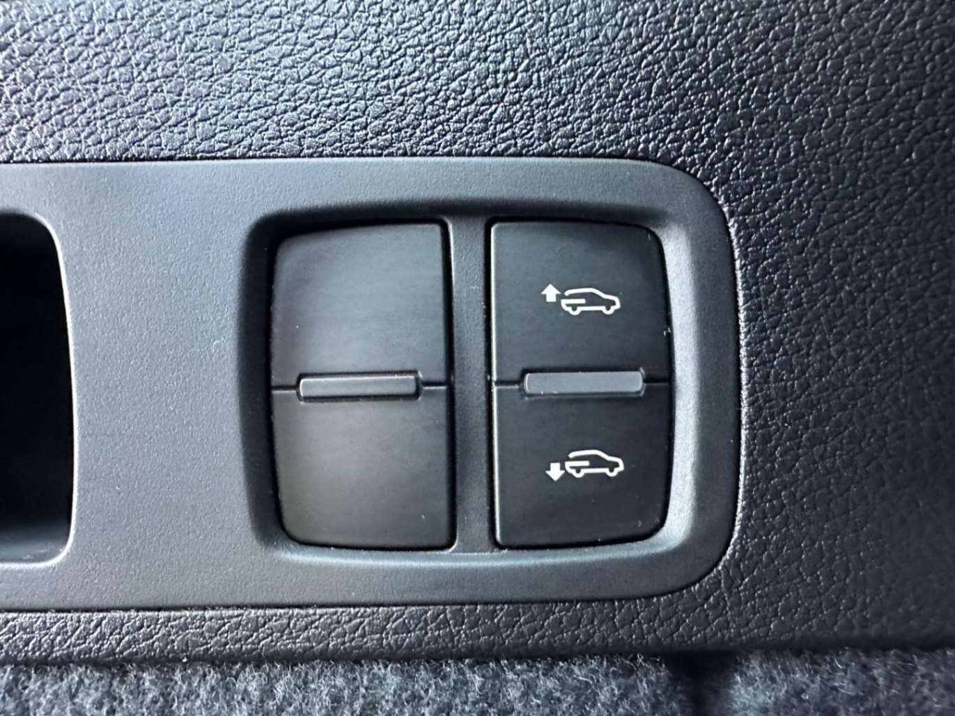 /akmautomotiveltd/2018-Audi-SQ5-6474049396383075.jpg