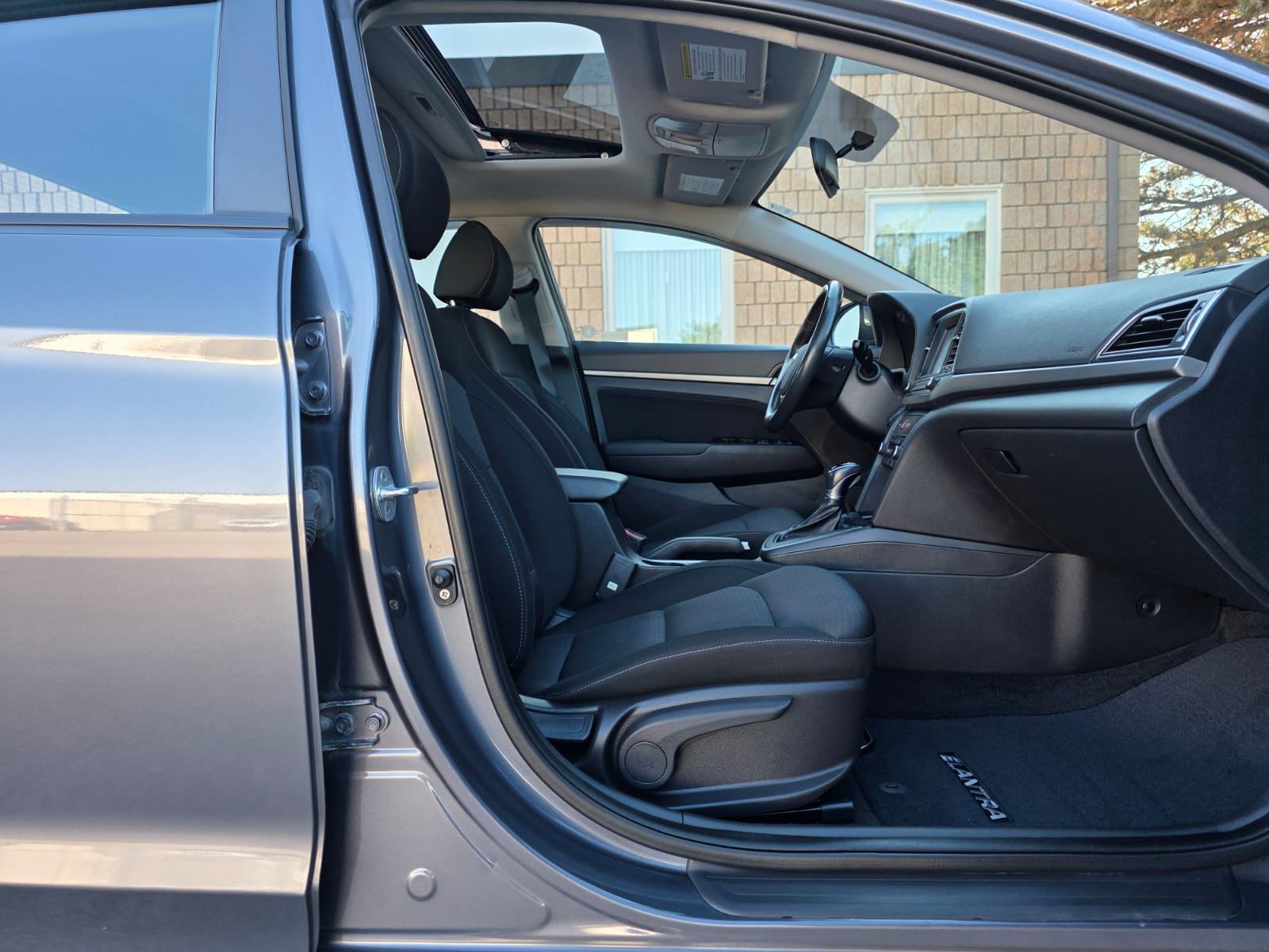/akmautomotiveltd/2018-Hyundai-Elantra-56200232443905.jpg