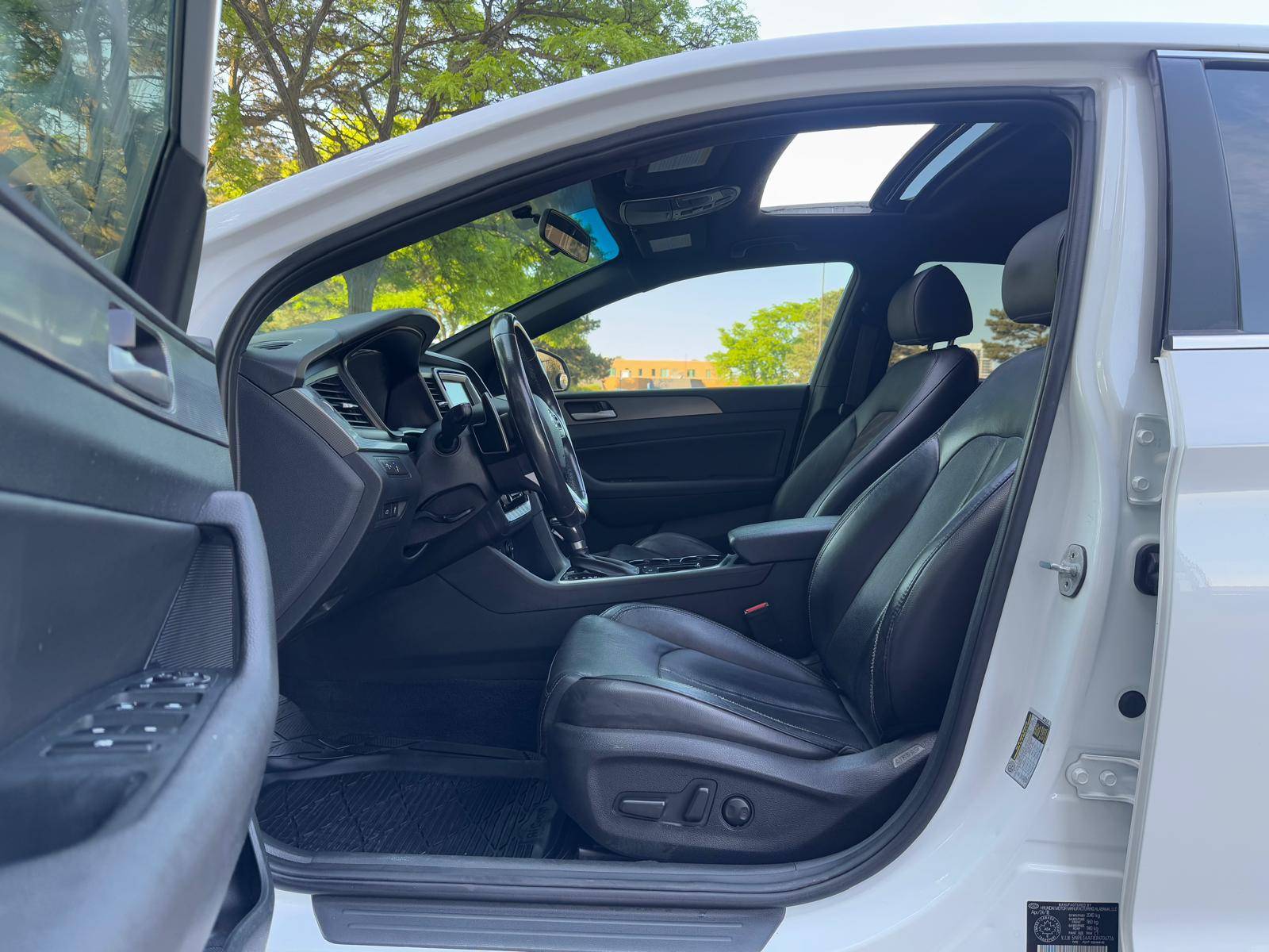 /akmautomotiveltd/2018-Hyundai-Sonata-09229022781652385.jpg