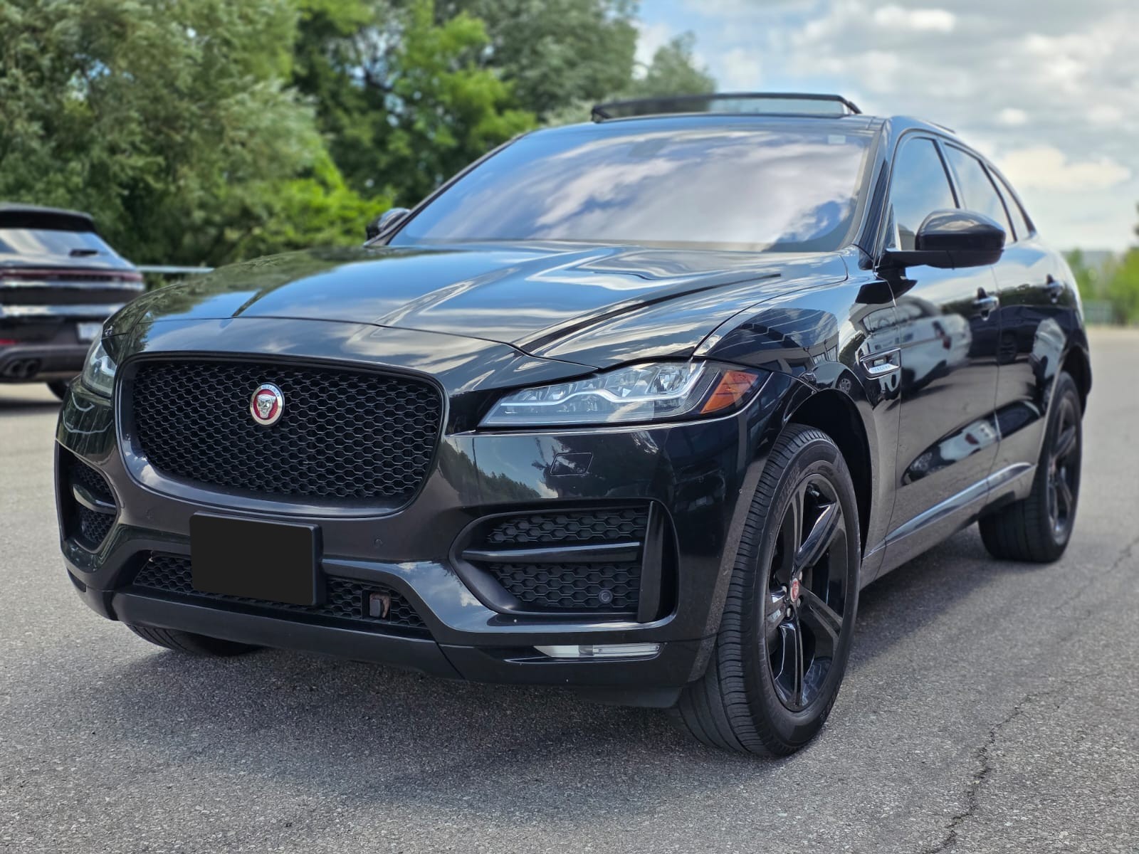 /akmautomotiveltd/2018-Jaguar-F-PACE-5772626728205248.jpg