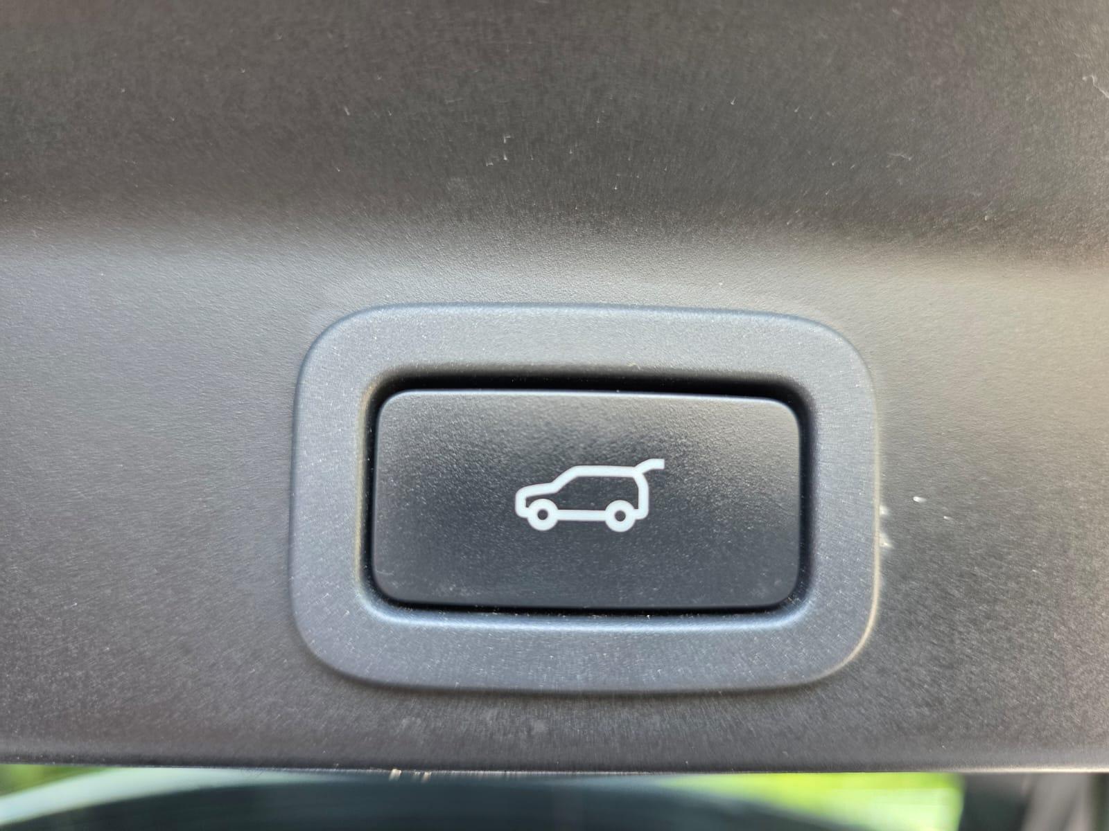 /akmautomotiveltd/2018-Jaguar-F-PACE-825702695512665.jpg