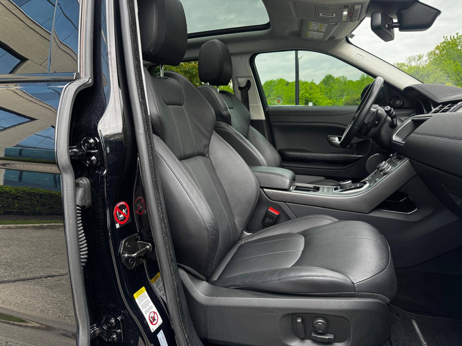 /akmautomotiveltd/2018-LandRover-RangeRover-4438624919250096.jpg