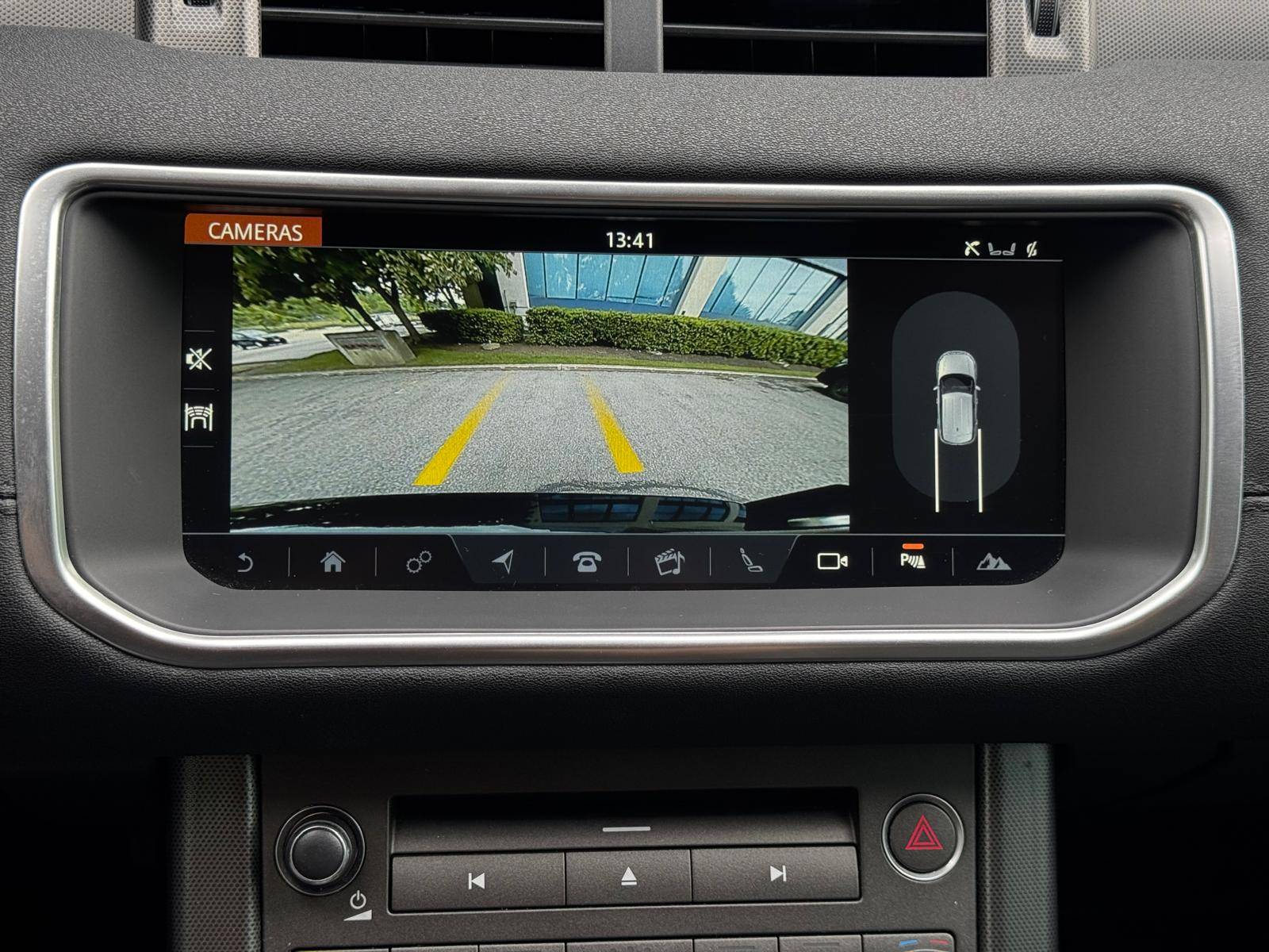 /akmautomotiveltd/2018-LandRover-RangeRover-7403769019274717.jpg