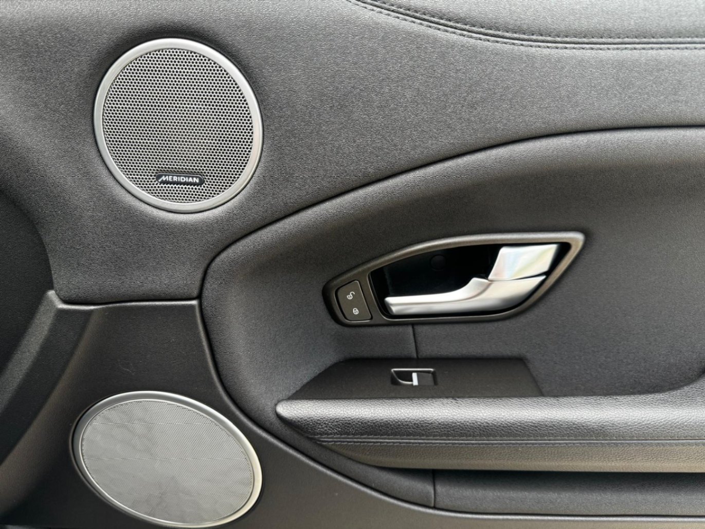 /akmautomotiveltd/2018-LandRover-RangeRover-9585408606251264.jpg