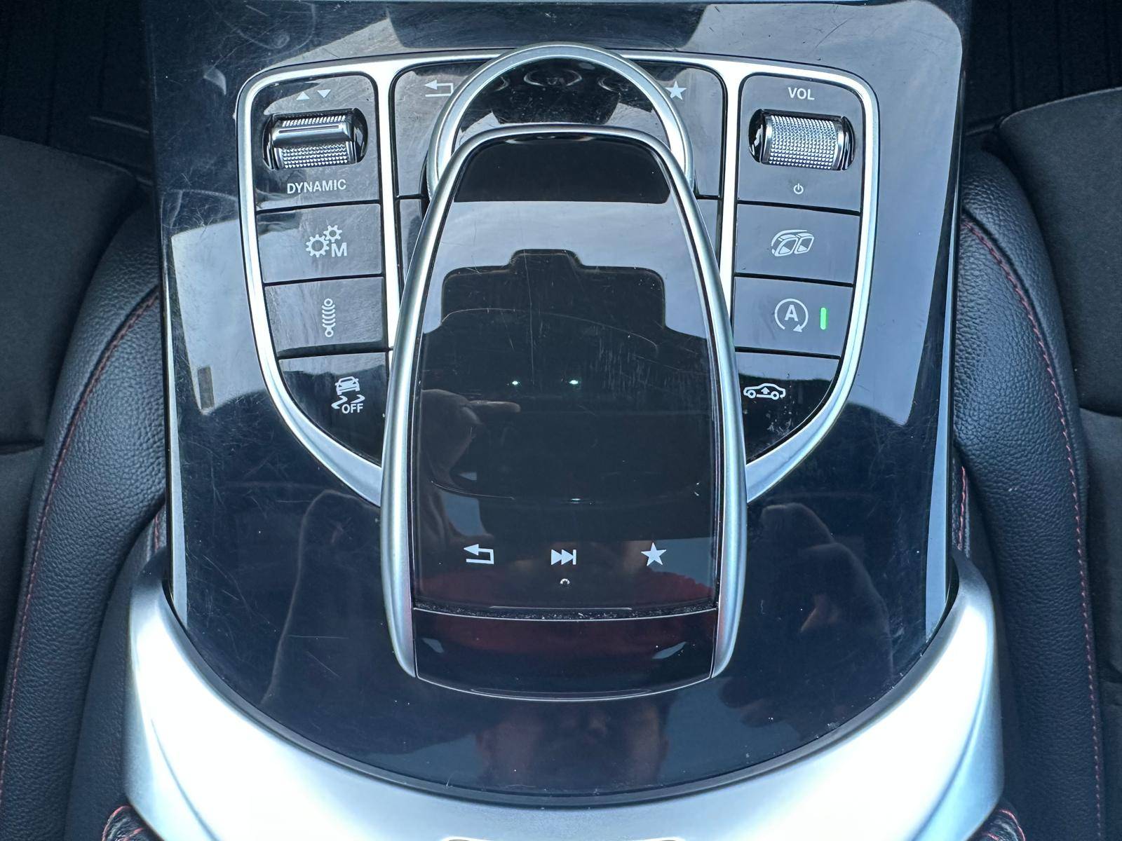 /akmautomotiveltd/2018-Mercedes-Benz-GLC-Class-08845962090036474.jpg