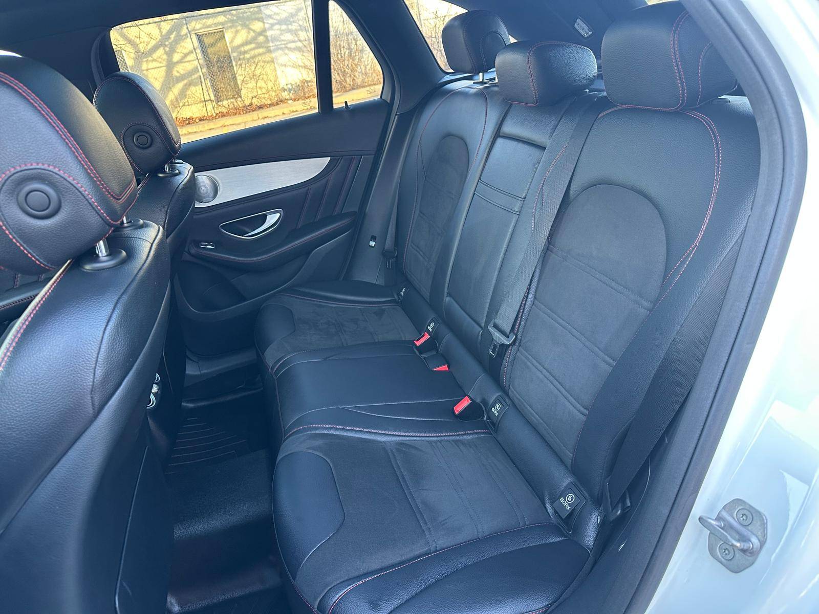 /akmautomotiveltd/2018-Mercedes-Benz-GLC-Class-32333773233104135.jpg