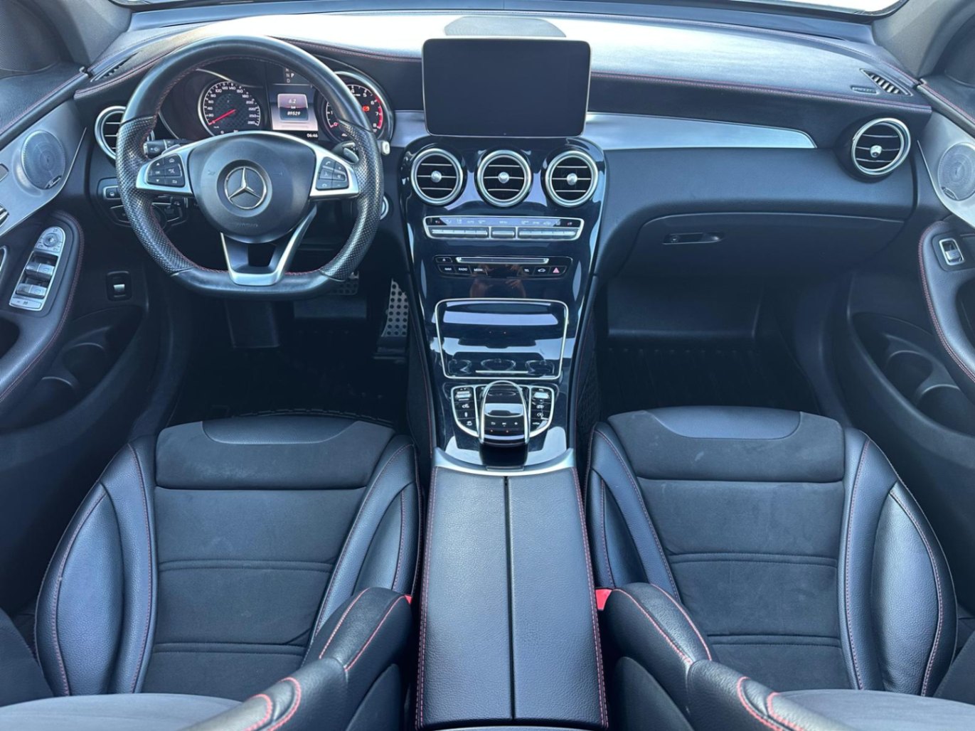 /akmautomotiveltd/2018-Mercedes-Benz-GLC-Class-8586538542849738.jpg