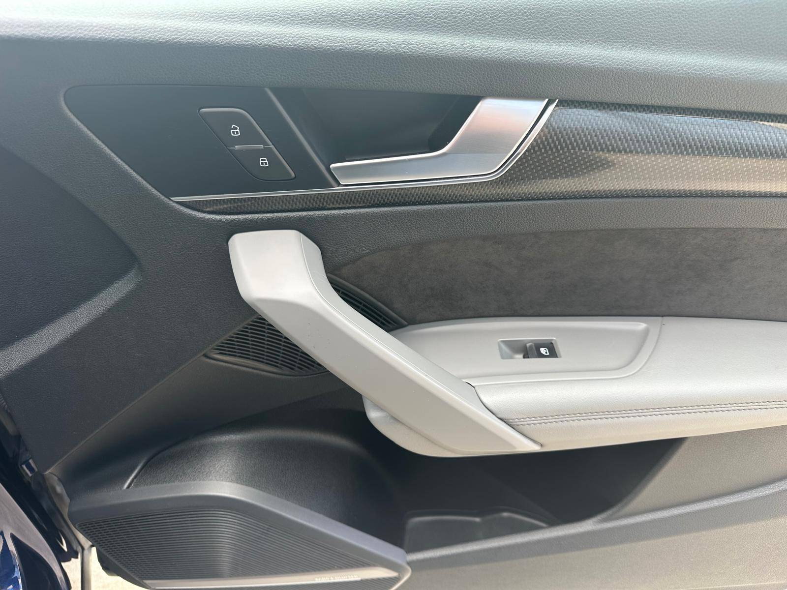 /akmautomotiveltd/2019-Audi-SQ5-23596487492870222.jpg