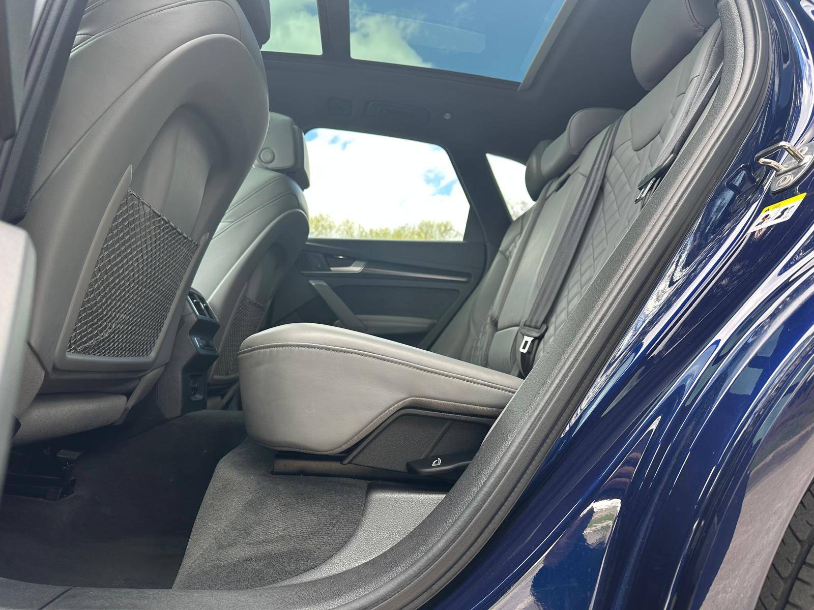 /akmautomotiveltd/2019-Audi-SQ5-27621584118115594.jpg
