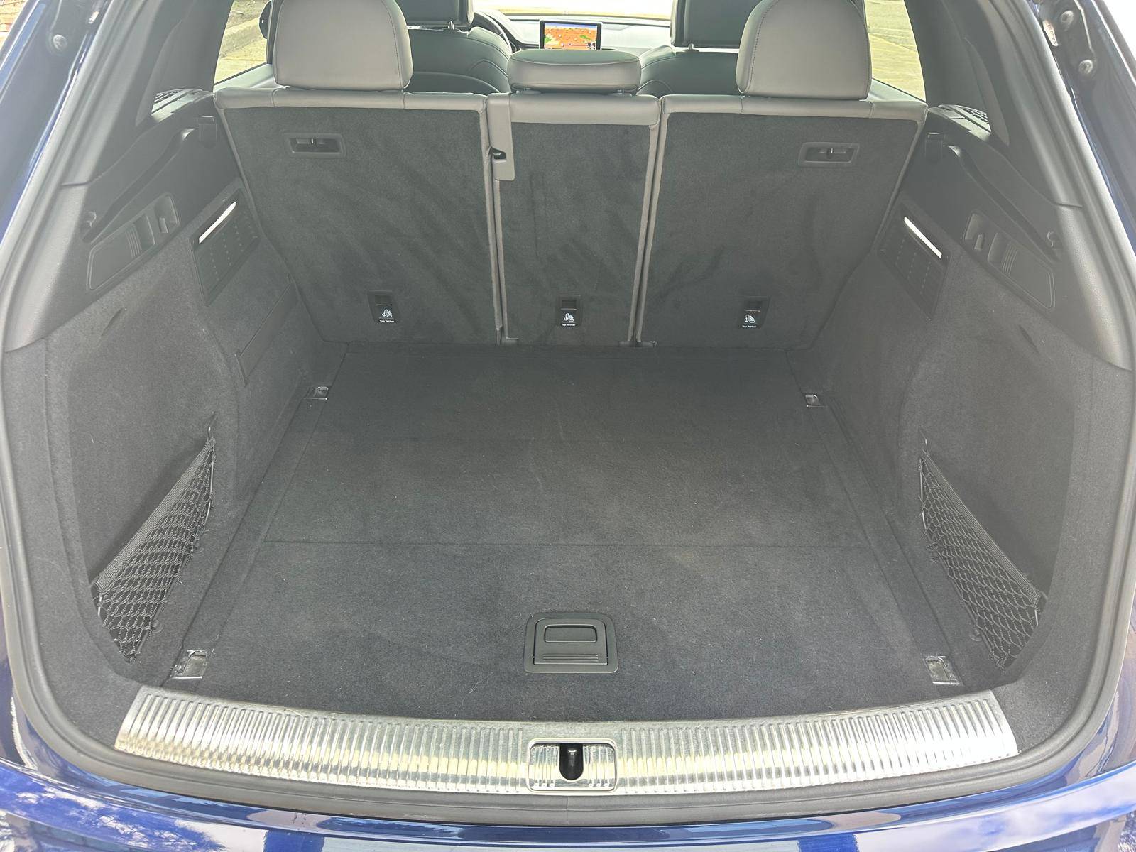 /akmautomotiveltd/2019-Audi-SQ5-3432232509851998.jpg