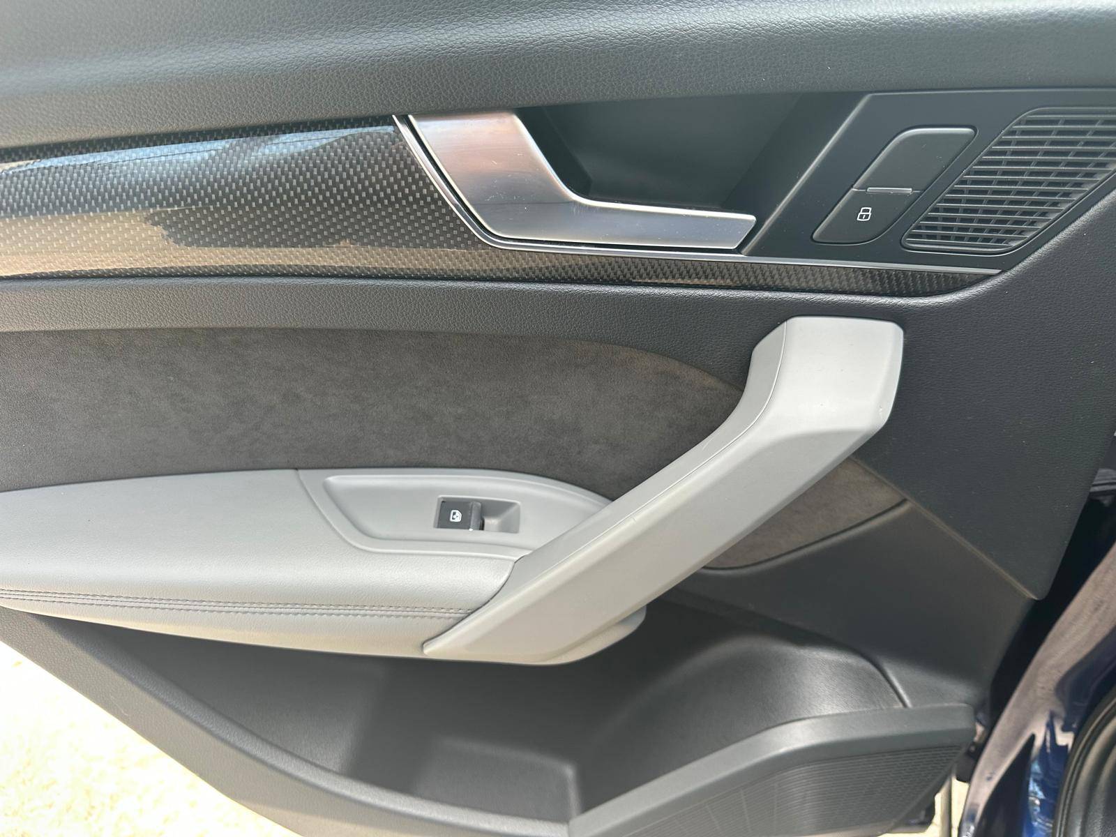 /akmautomotiveltd/2019-Audi-SQ5-7056164303458008.jpg