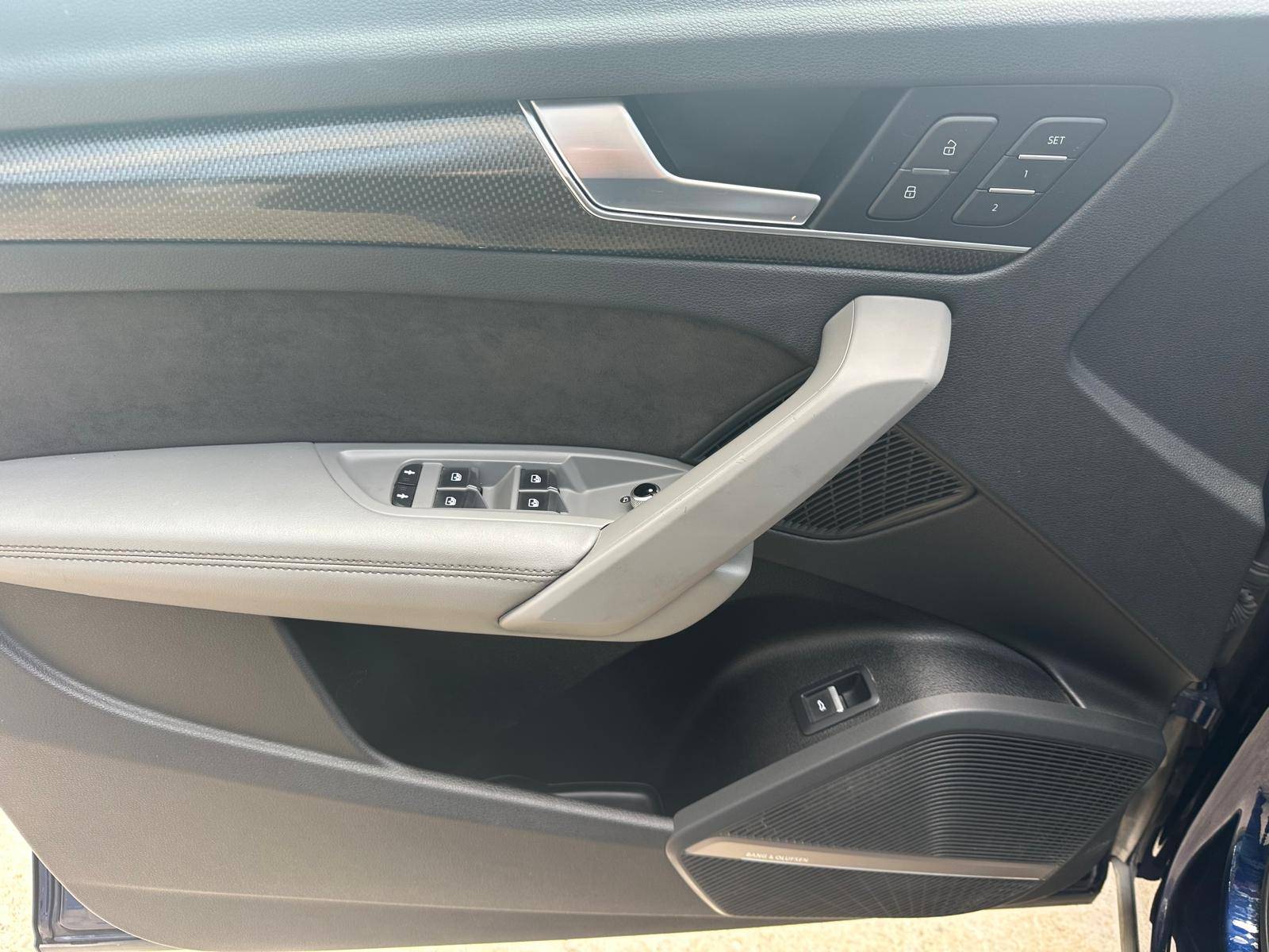 /akmautomotiveltd/2019-Audi-SQ5-9932805532511655.jpg