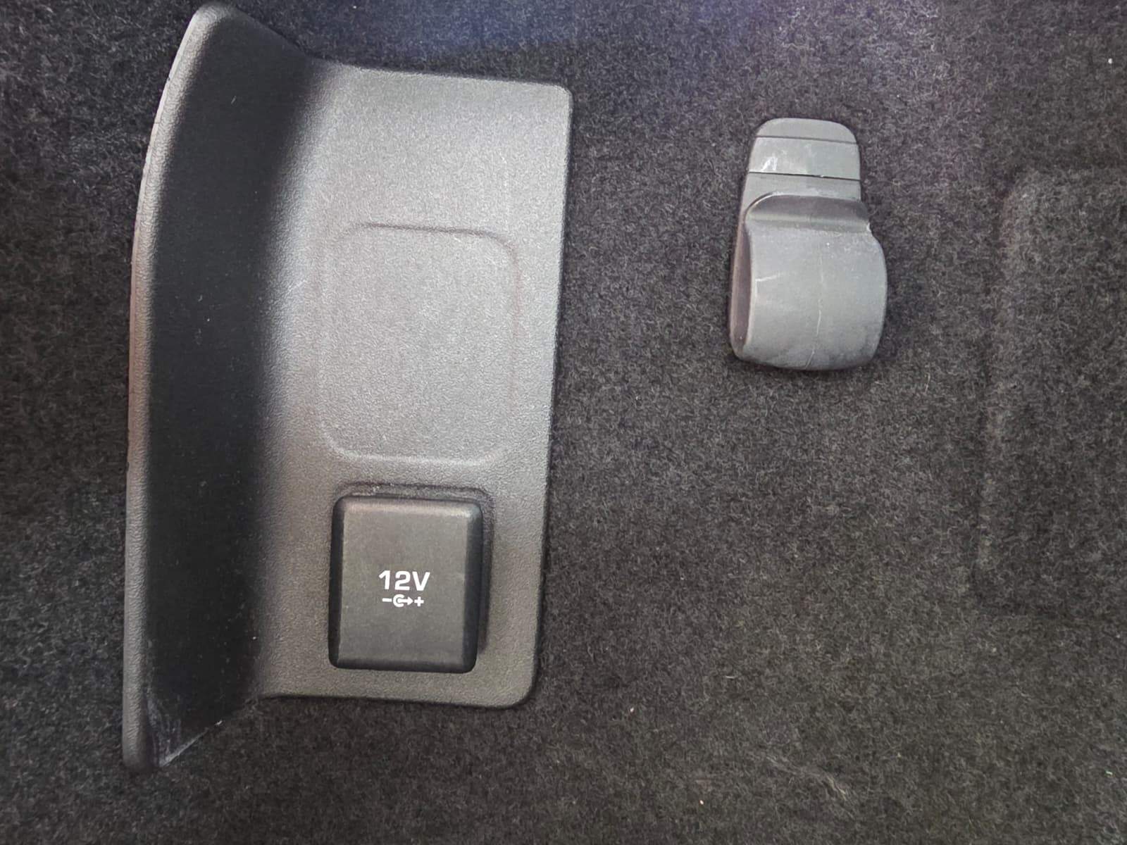 /akmautomotiveltd/2019-Jaguar-E-PACE-48453840956369265.jpg