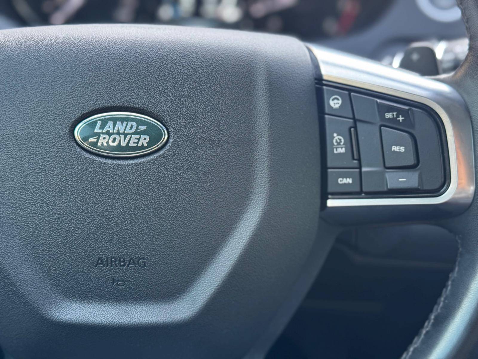 /akmautomotiveltd/2019-LandRover-DiscoverySport-03534028130360212.jpg