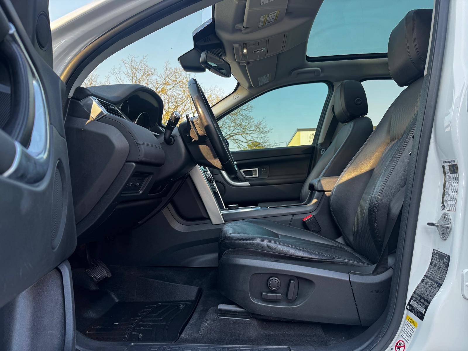 /akmautomotiveltd/2019-LandRover-DiscoverySport-20654897281705065.jpg