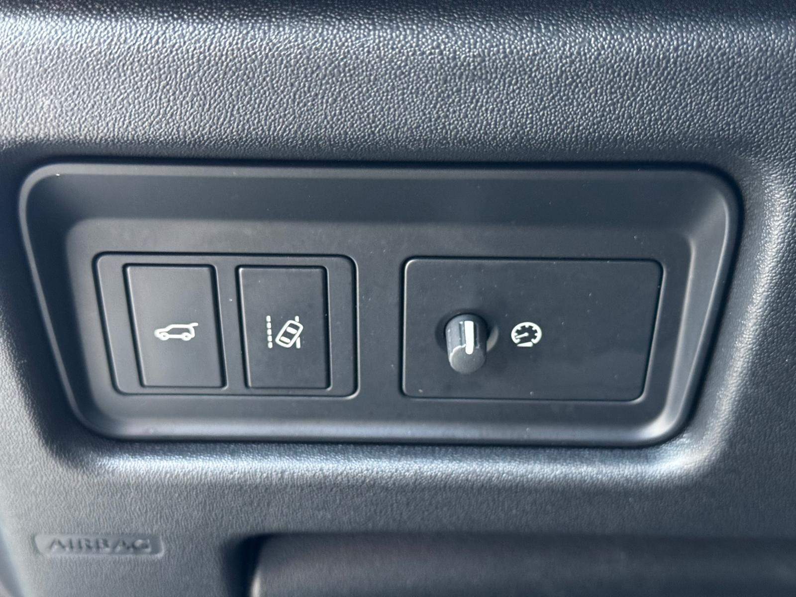 /akmautomotiveltd/2019-LandRover-DiscoverySport-6093106331648188.jpg