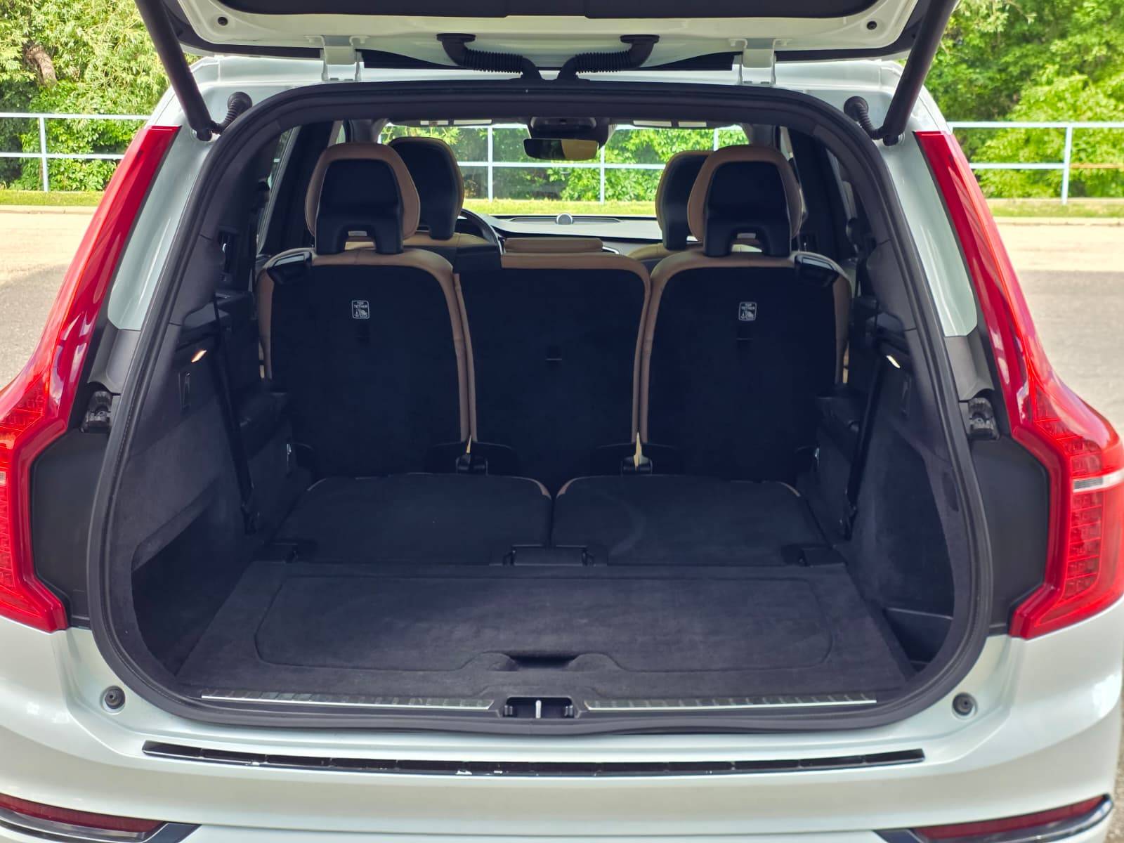 /akmautomotiveltd/2019-Volvo-XC90-011577935451880794.jpg