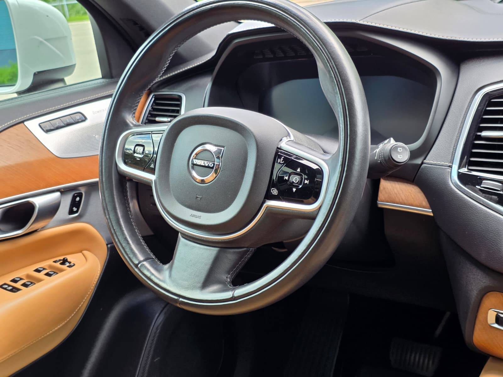 /akmautomotiveltd/2019-Volvo-XC90-030753047560744706.jpg