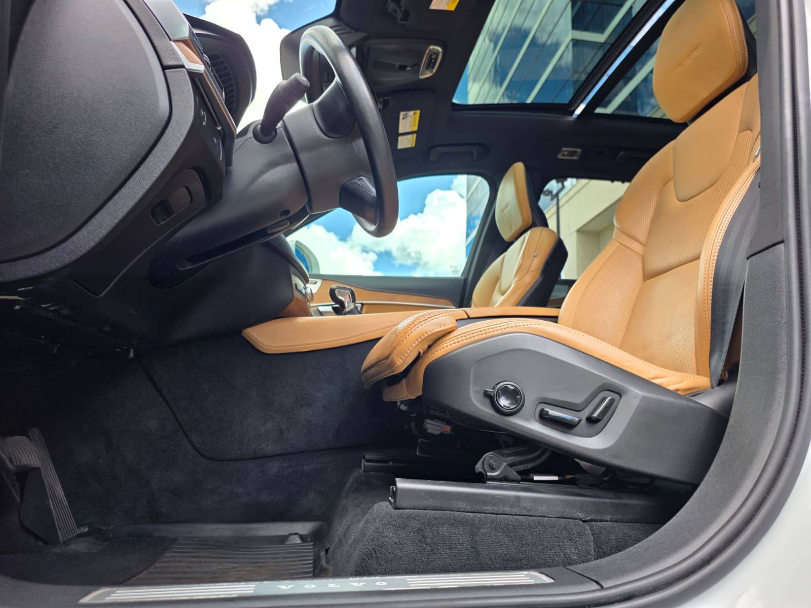 /akmautomotiveltd/2019-Volvo-XC90-4066470308444523.jpg